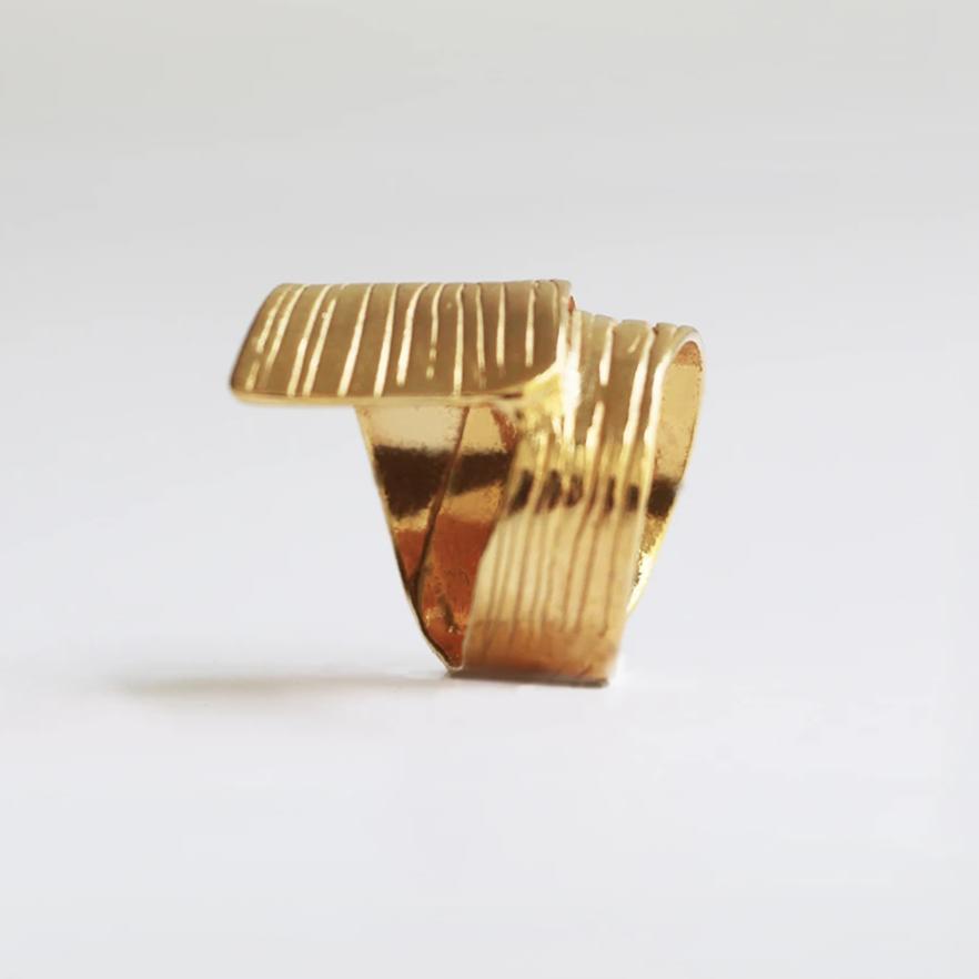 ROUND RING