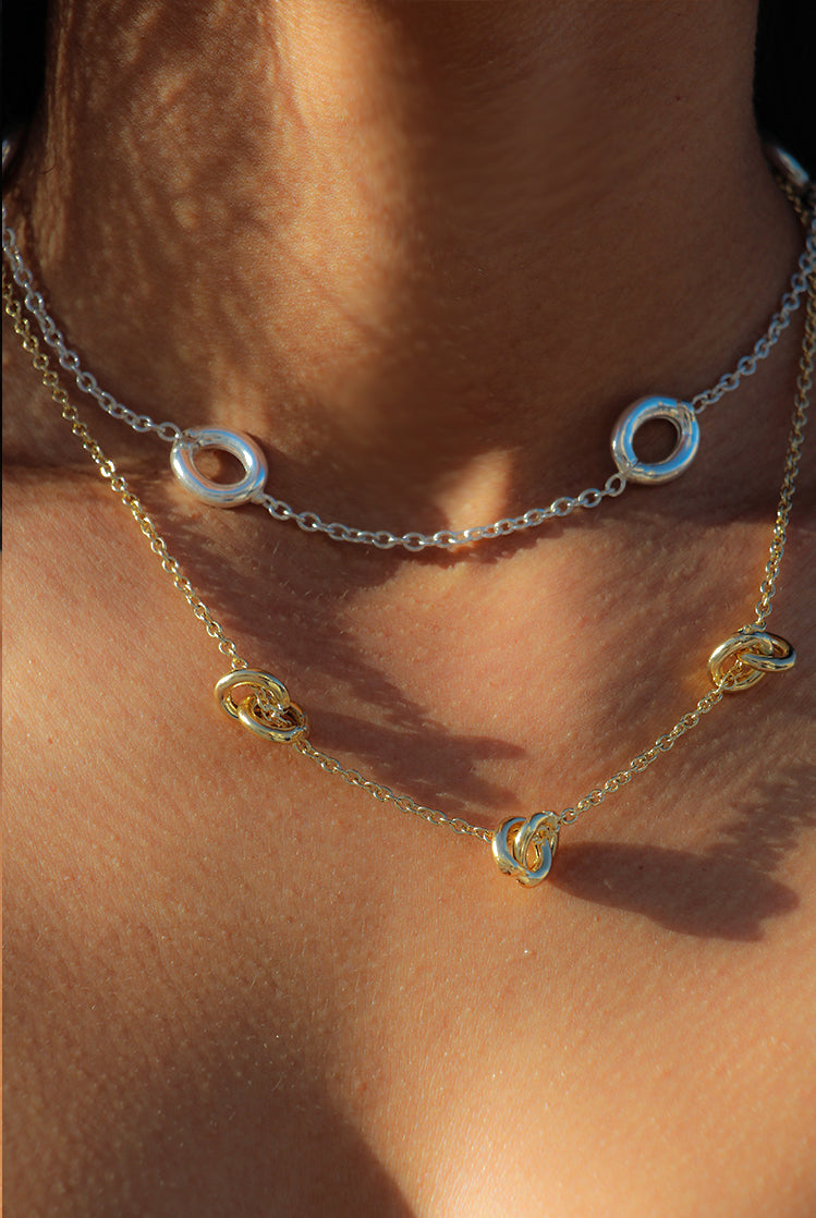 CAROLINE NECKLACE
