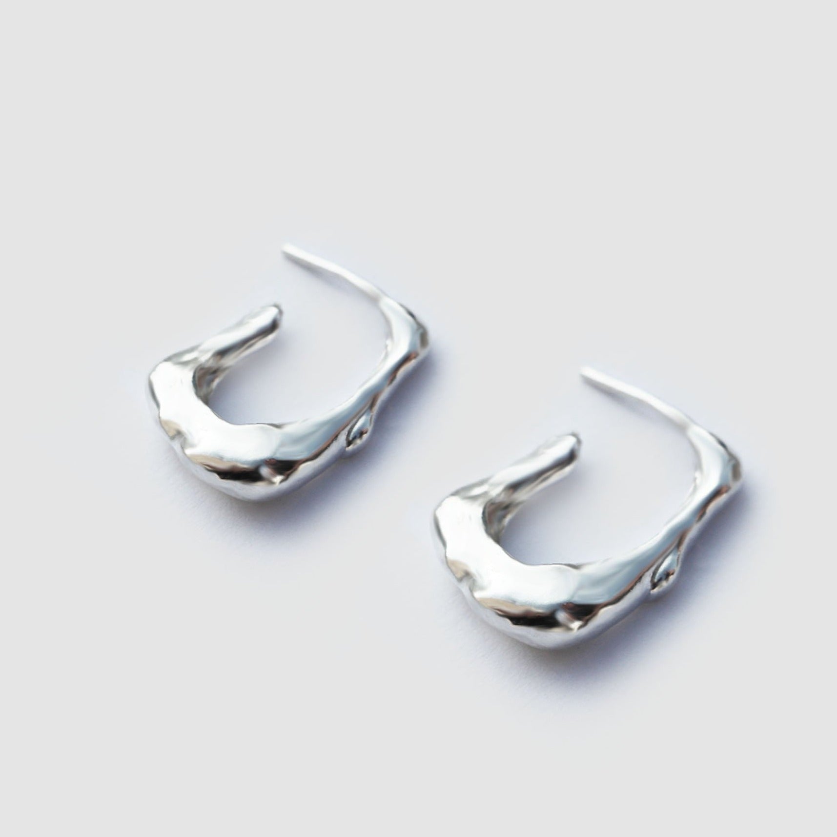 GAL EARRINGS