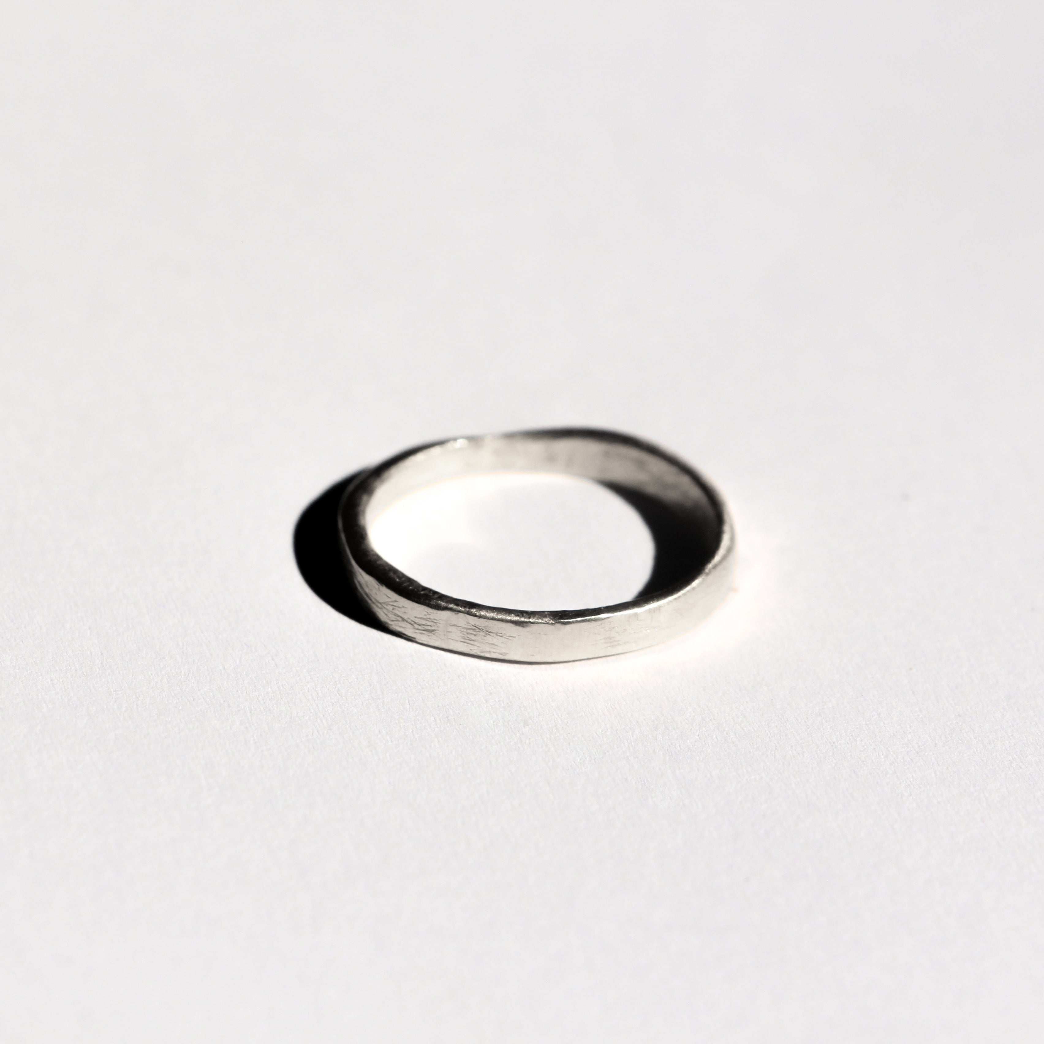 SCRATCH TEXTURE WEDDING BAND