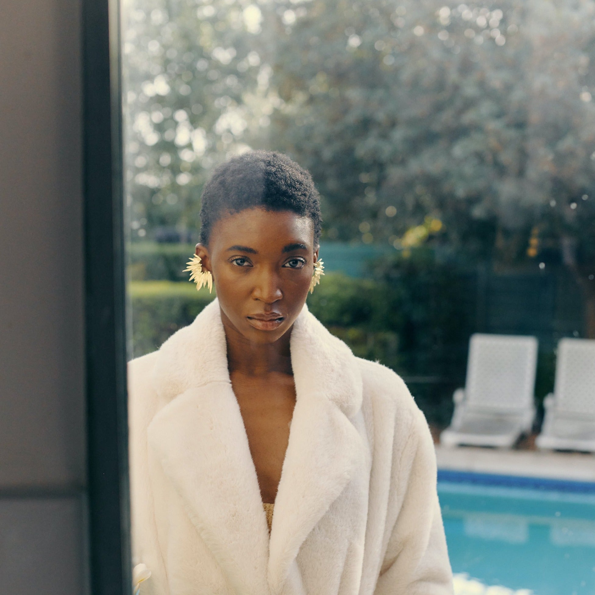 SHEMESH GOLD EARRING