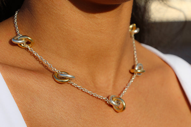 MEGHAN NECKLACE