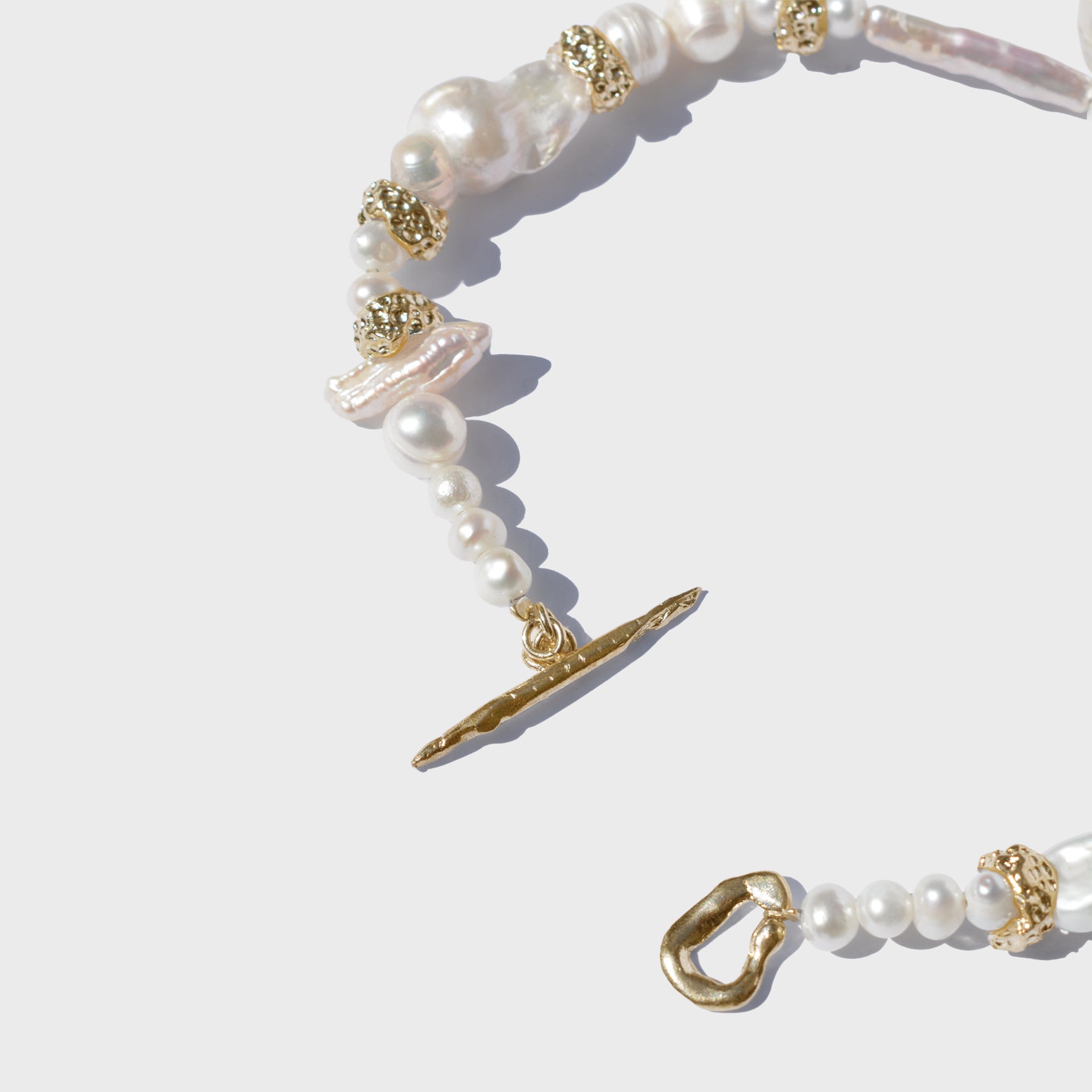 ARIANA GOLD NECKLACE