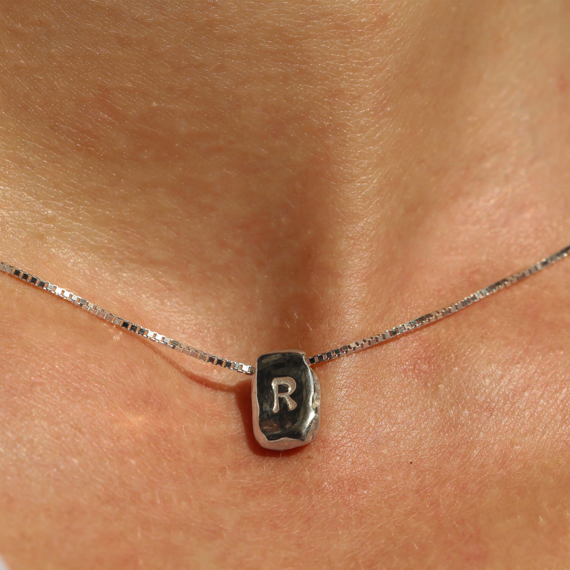 INITIAL NECKLACE