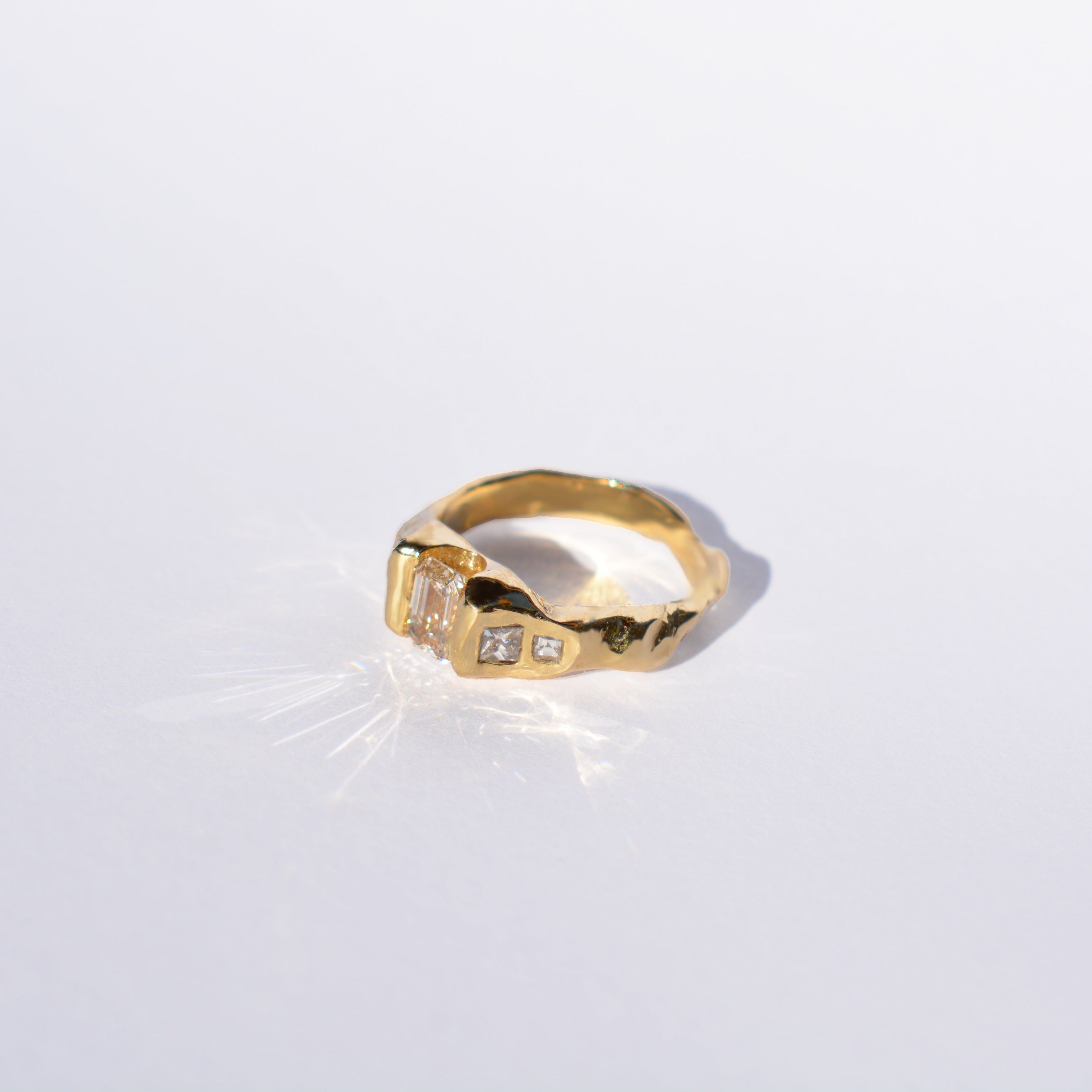 LILY RING