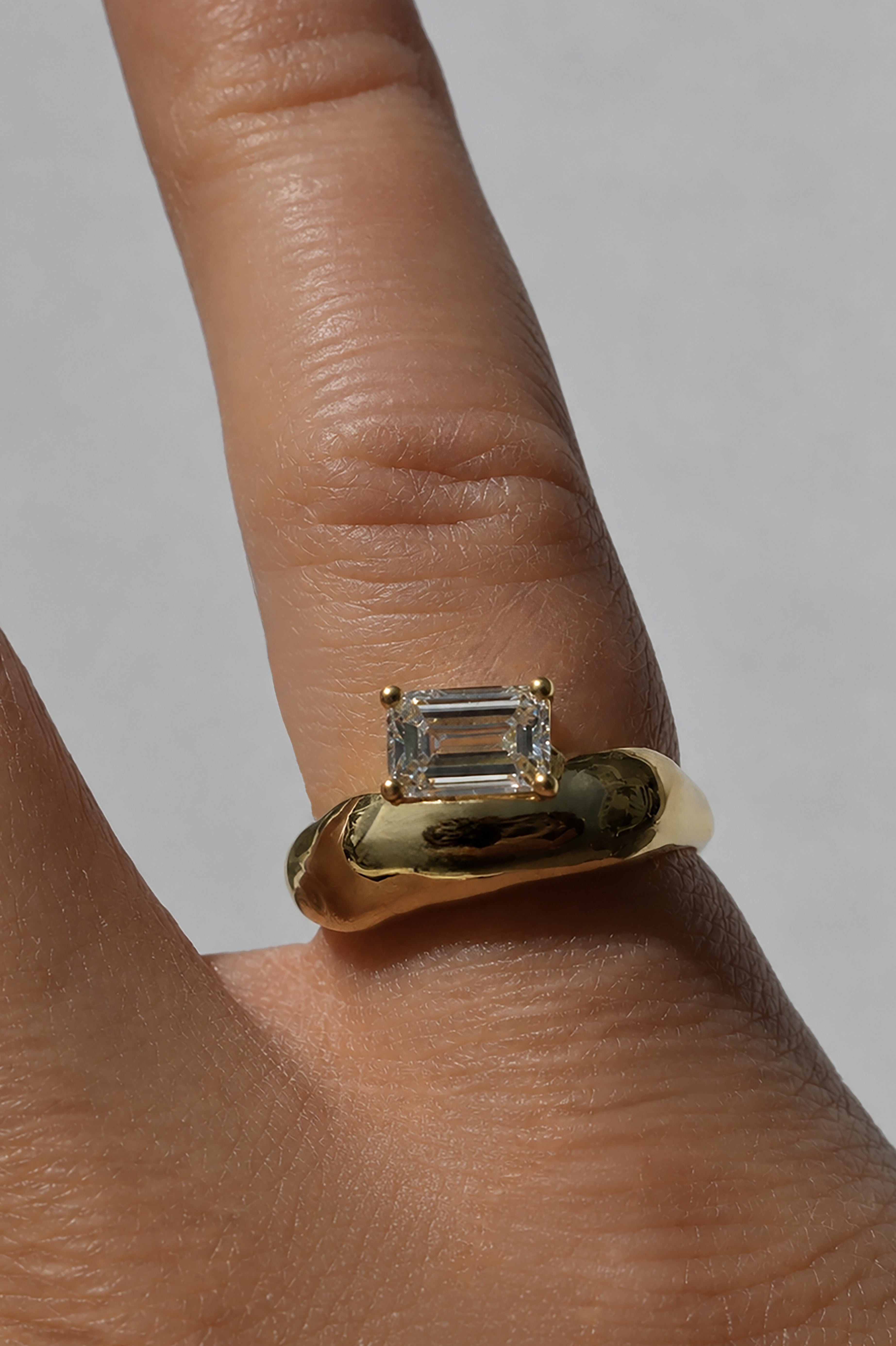 SARINA RING