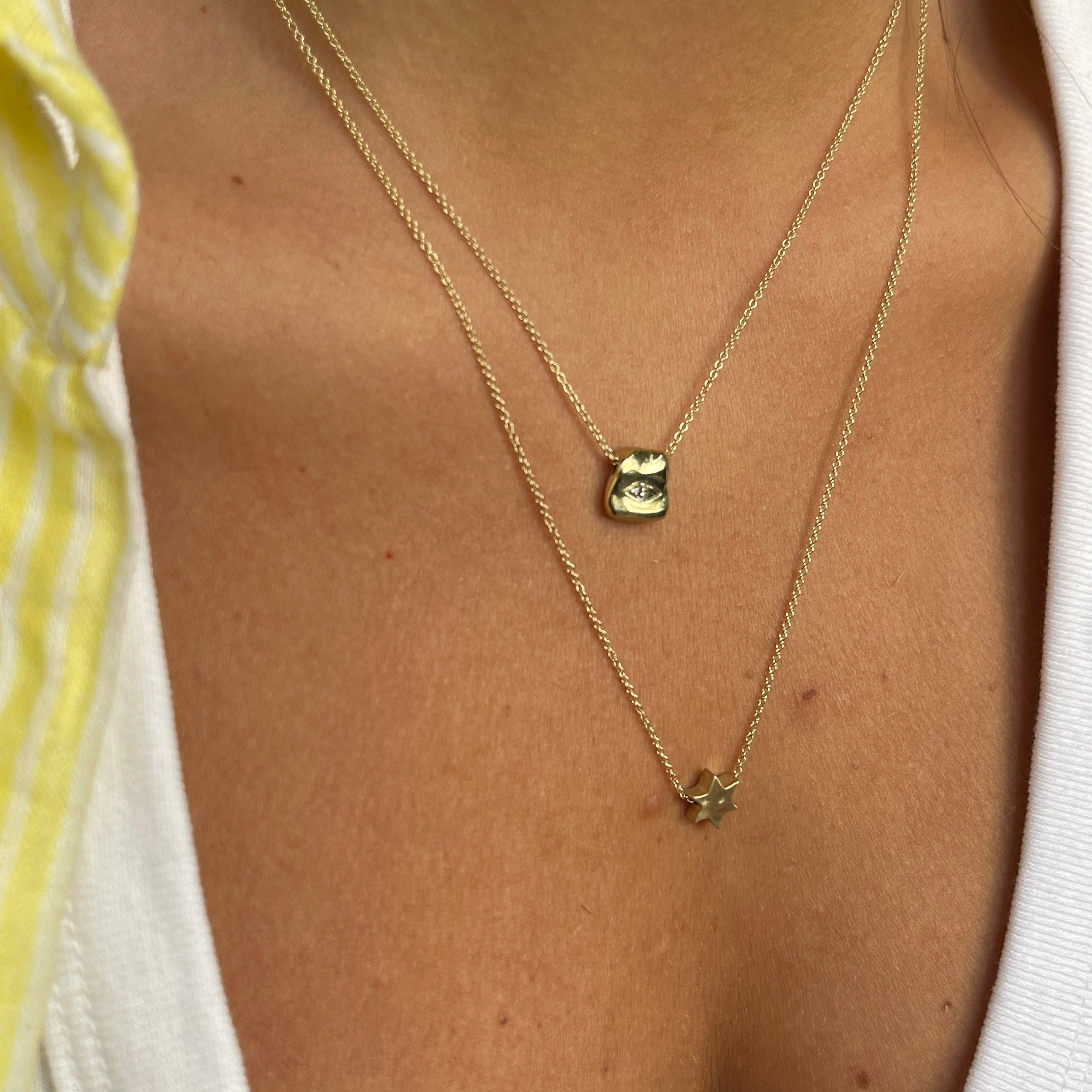 STAR OF DAVID NECKLACE