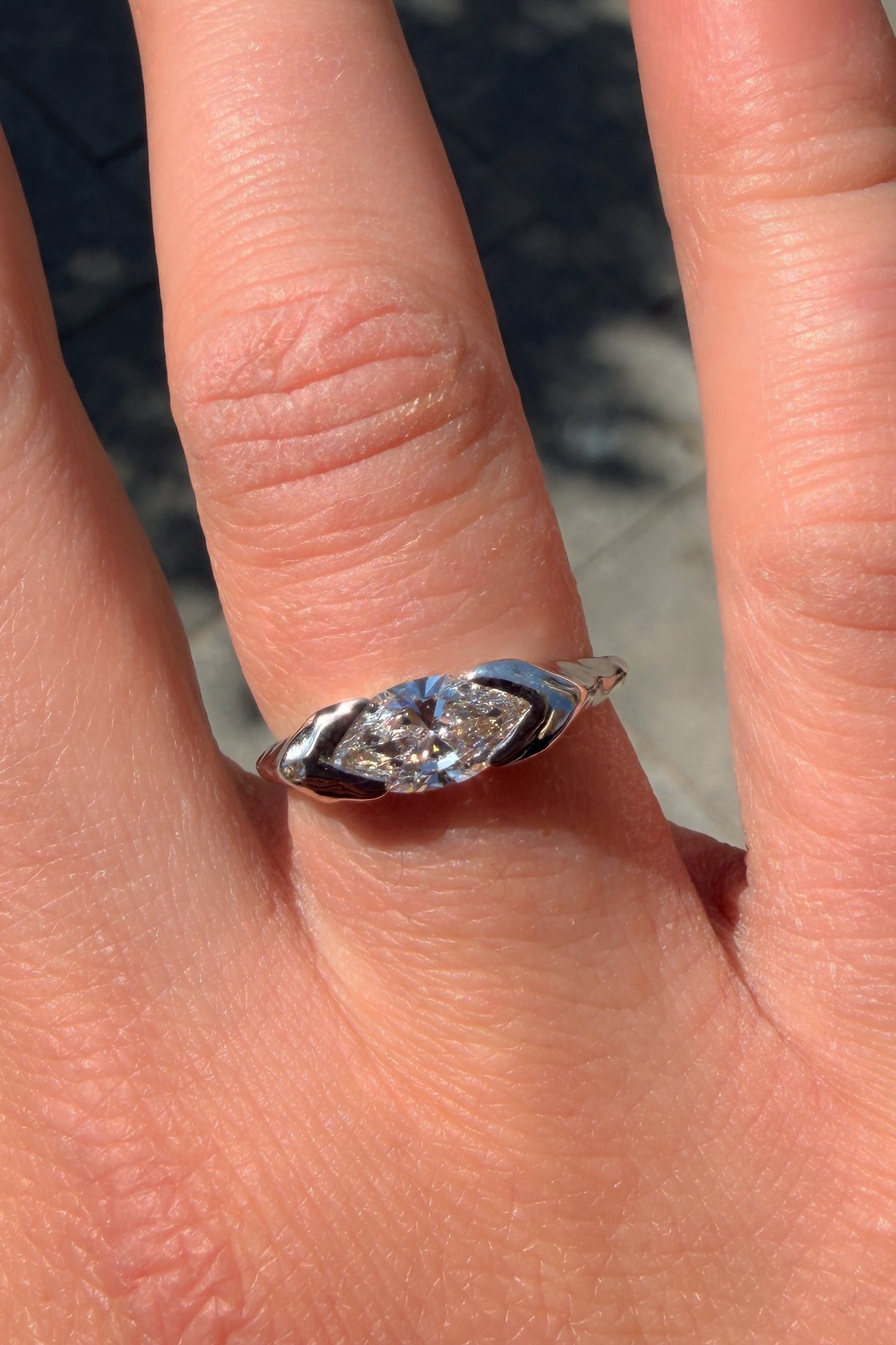 MONA RING
