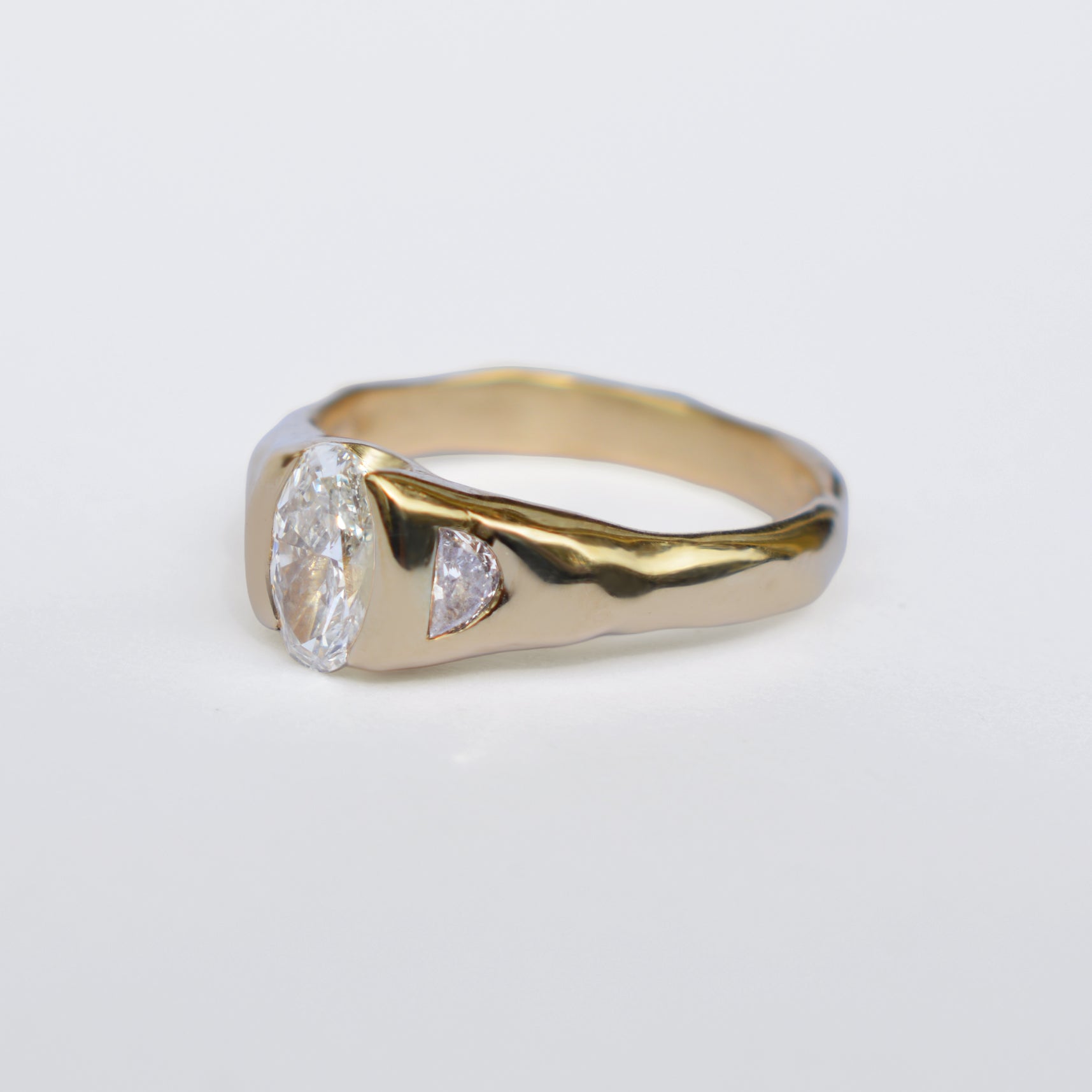 LUNAI RING