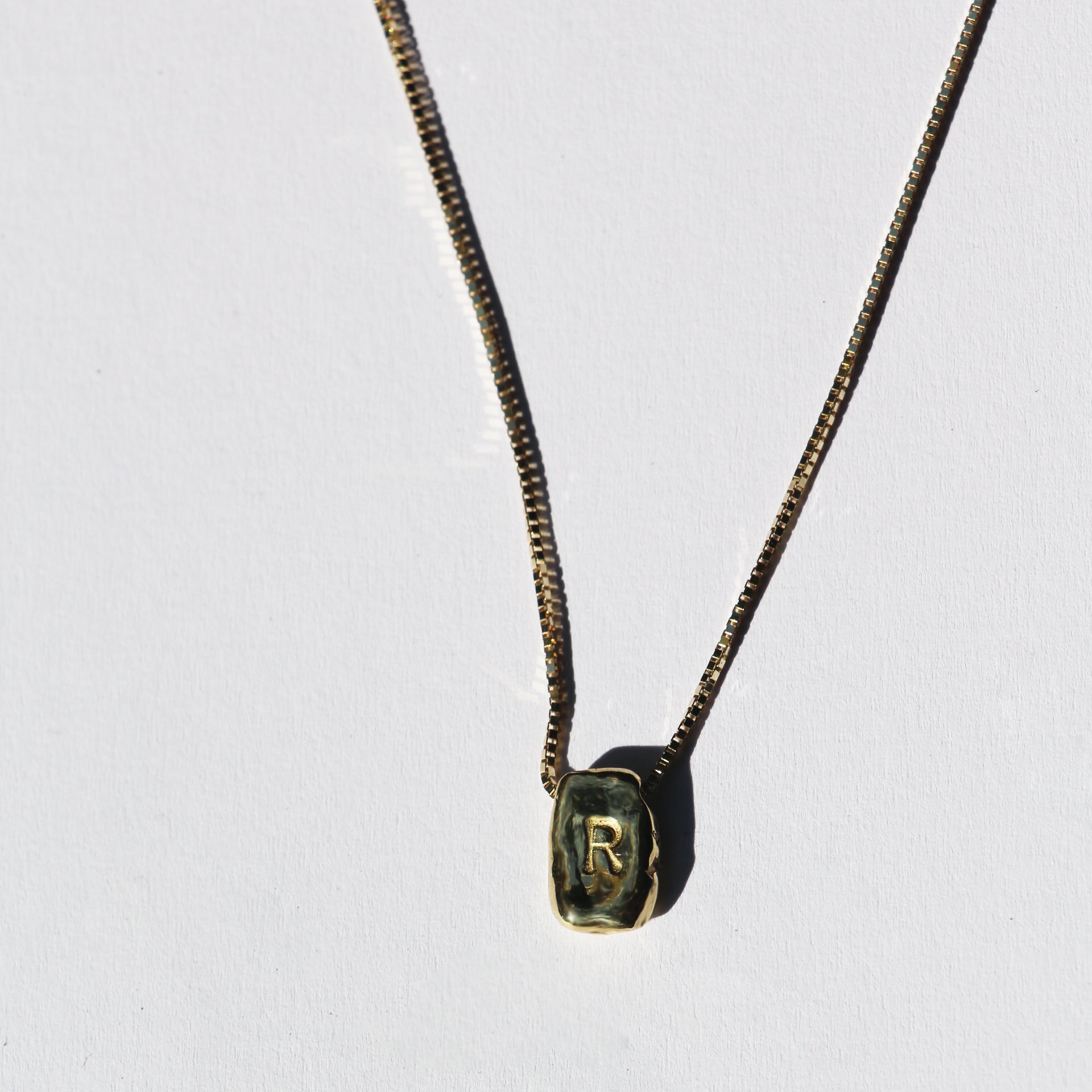 INITIAL NECKLACE