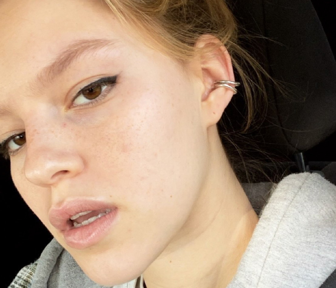 HOOP EAR CUFF