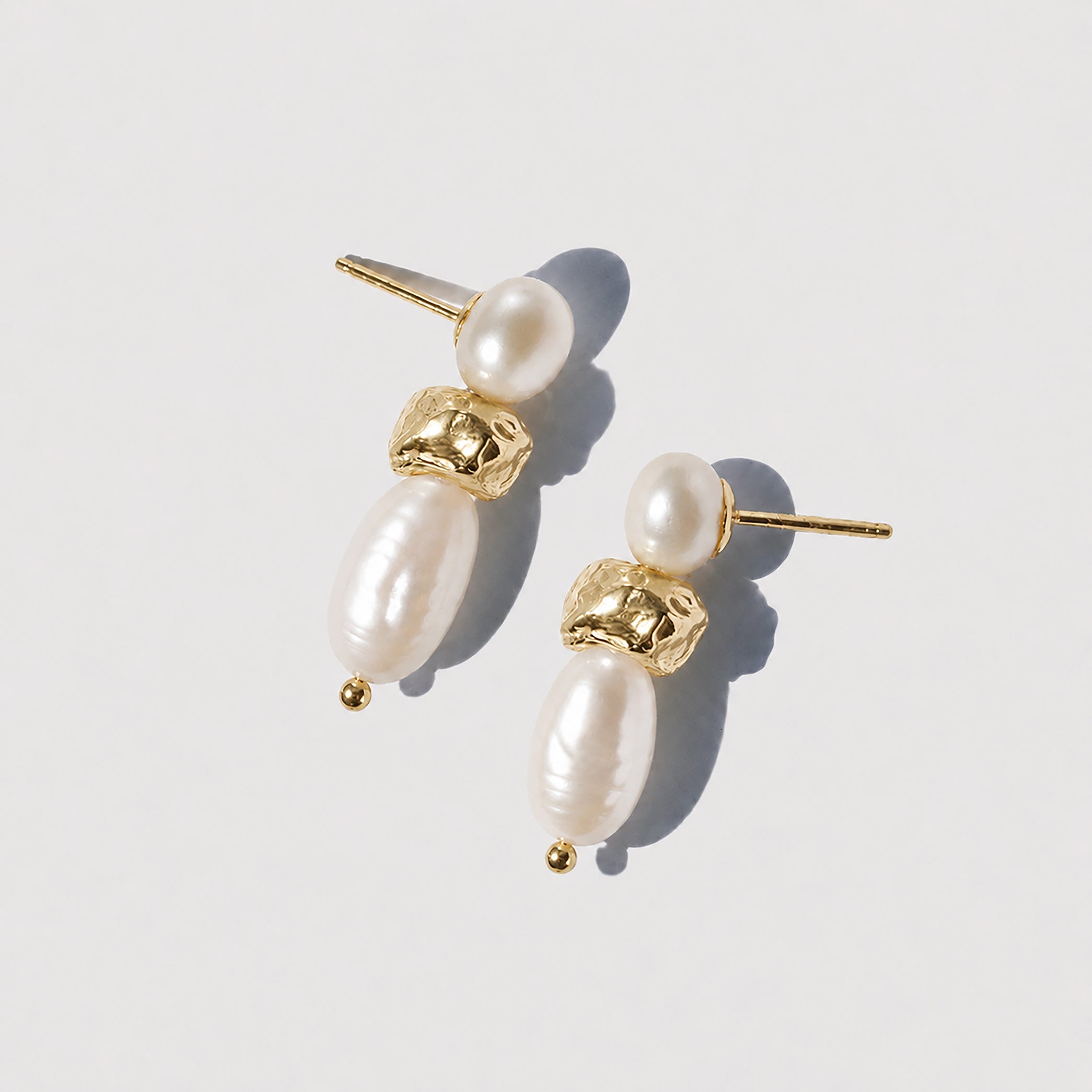 VERA GOLD EARRINGS