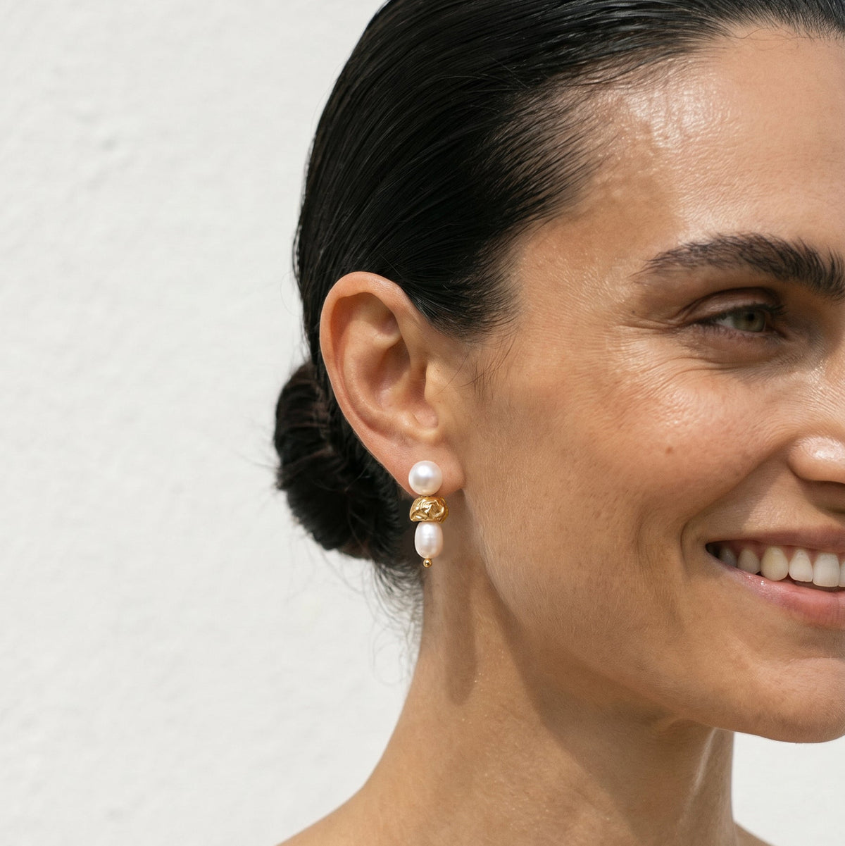 VERA GOLD EARRINGS