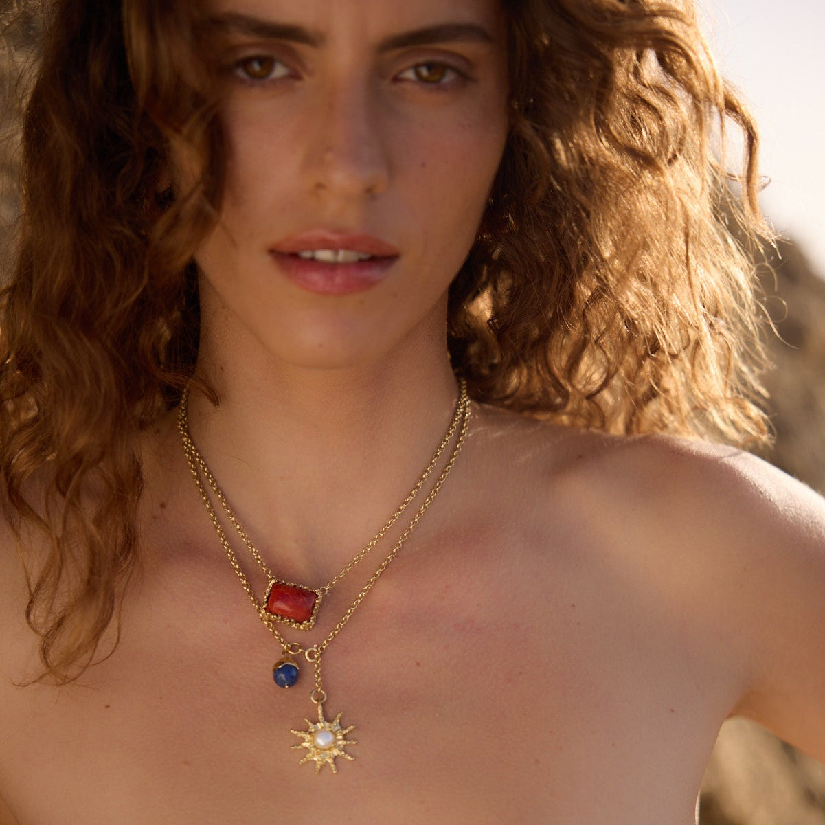 BRIELLE GOLD&RED NECKLACE