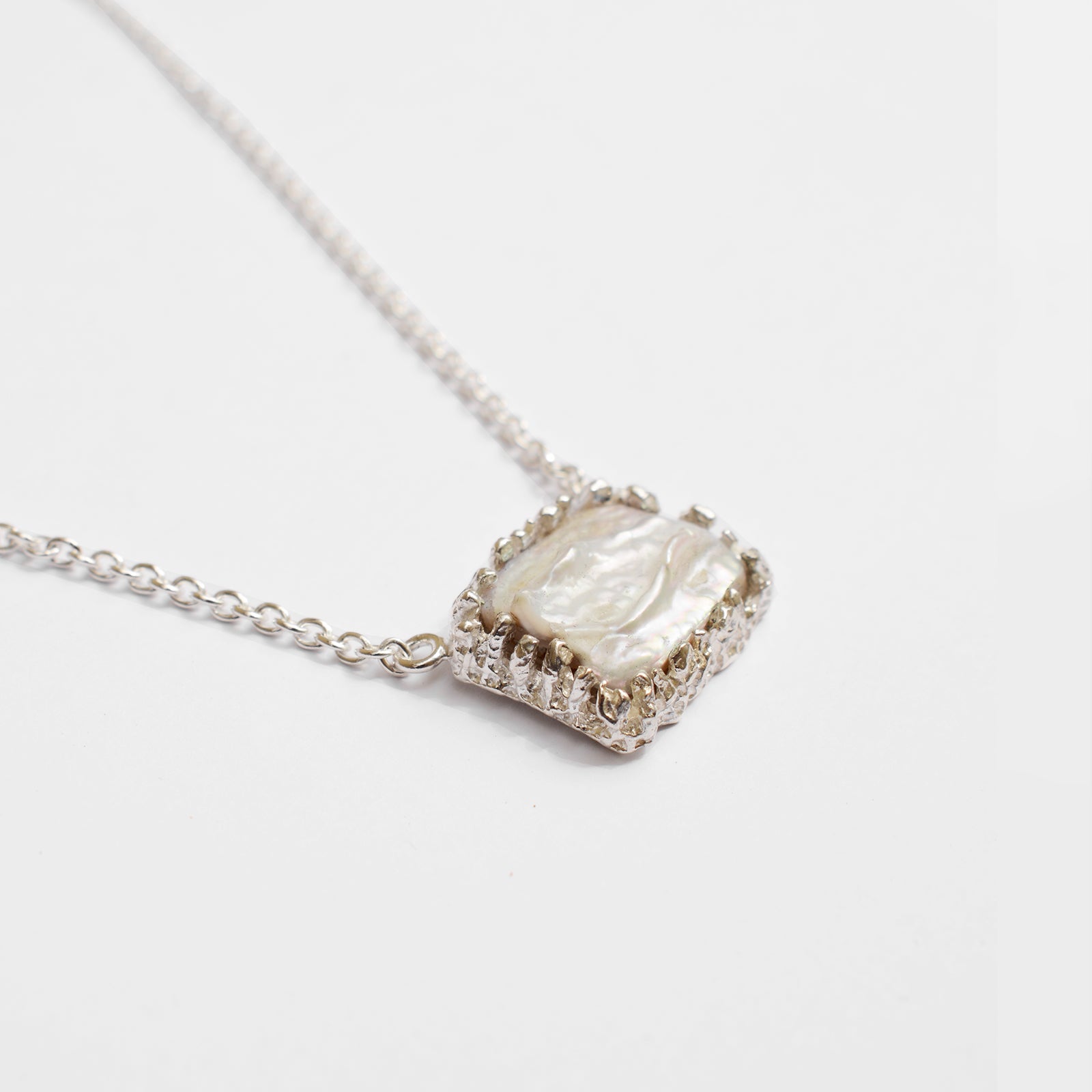 BRIELLE SILVER&PEARL NECKLACE