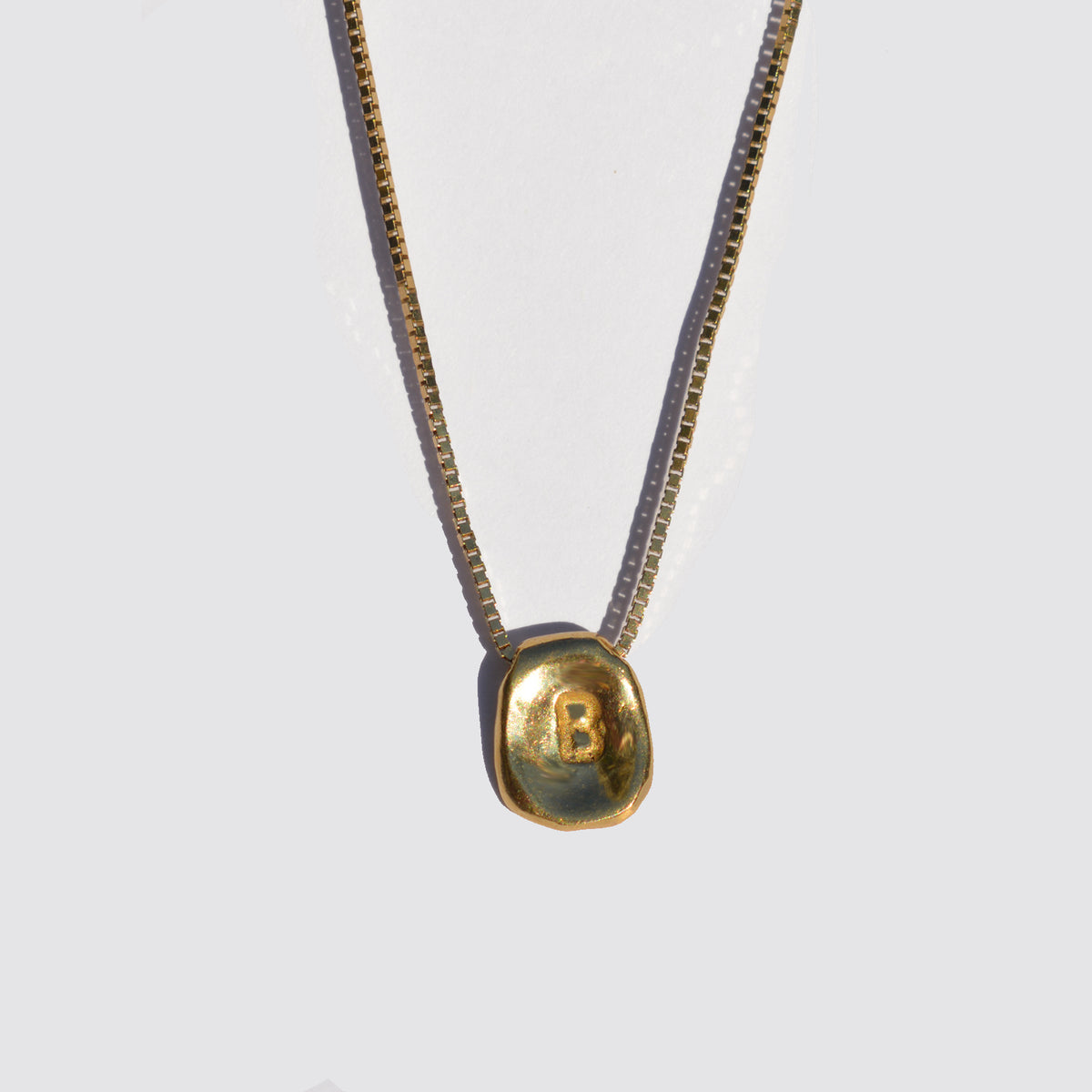 B INITIAL NECKLACE N.5