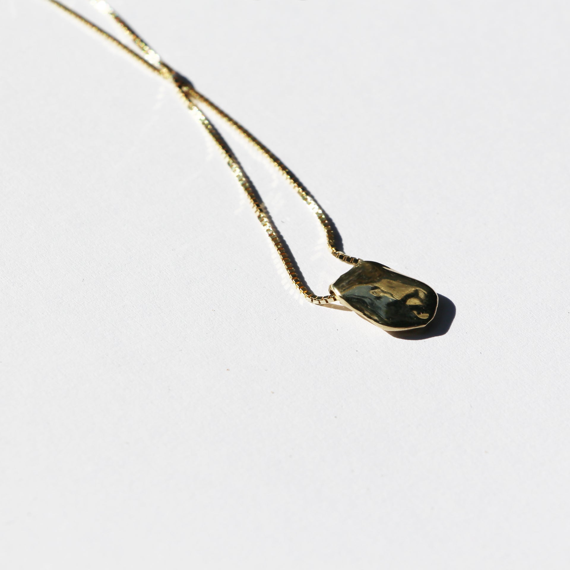 INITIAL NECKLACE