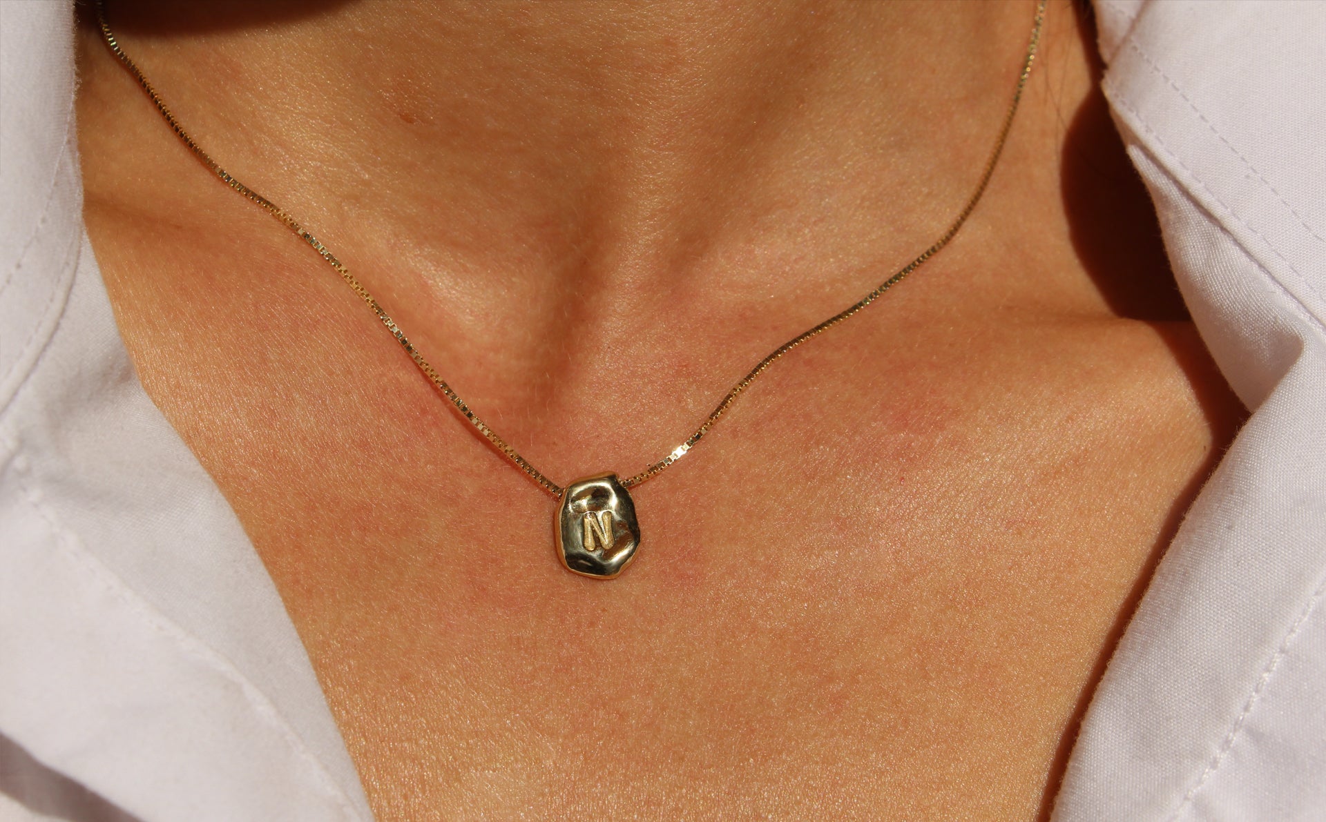 INITIAL NECKLACE