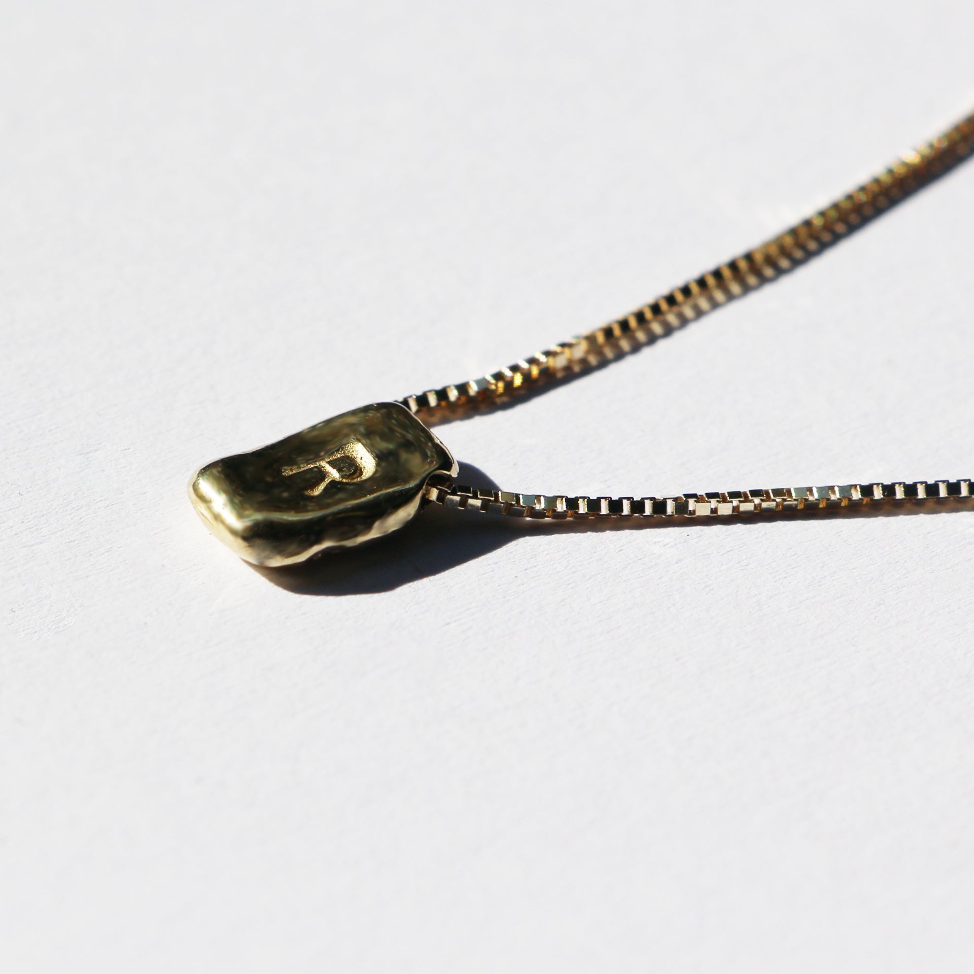 INITIAL NECKLACE