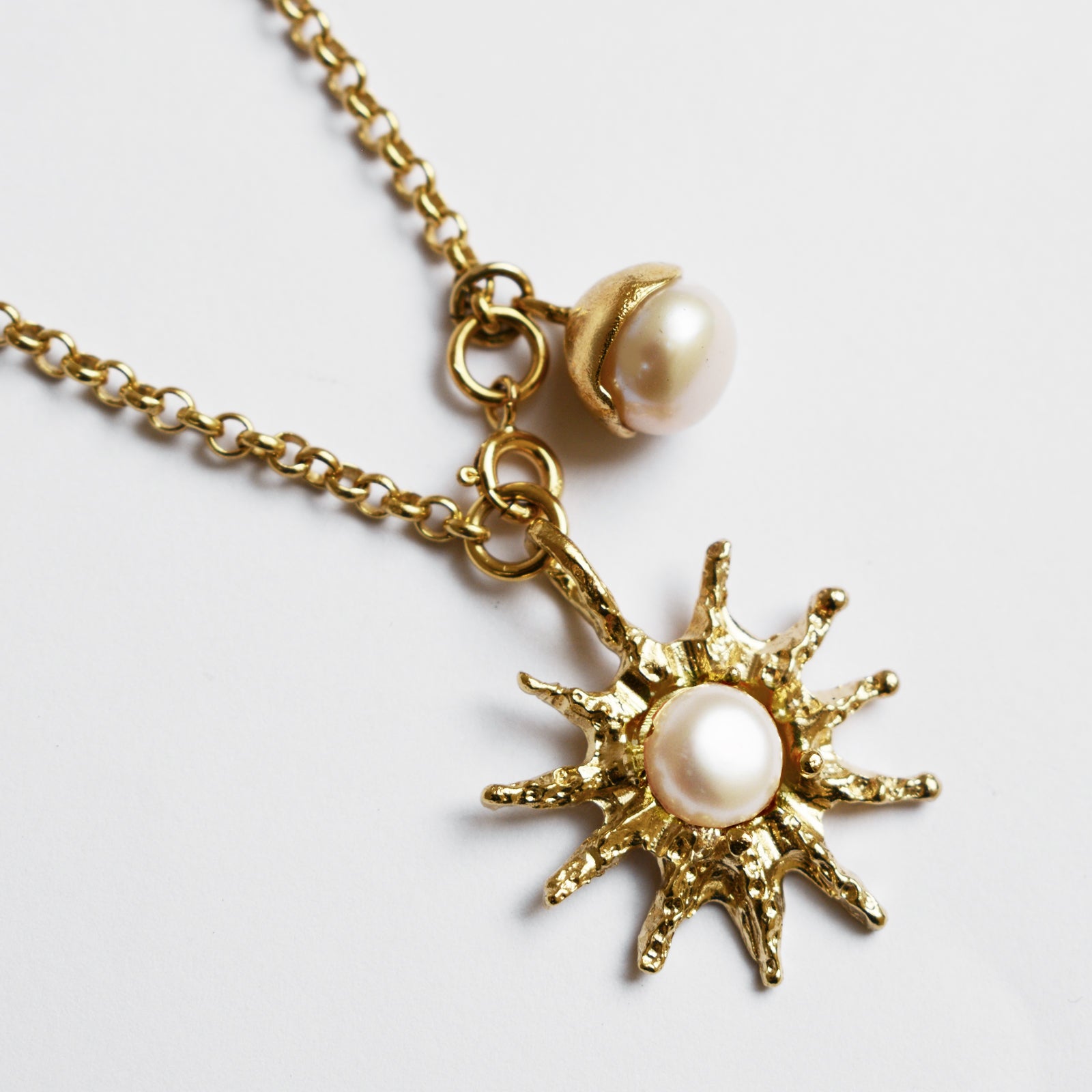SOLENE GOLD NECKLACE