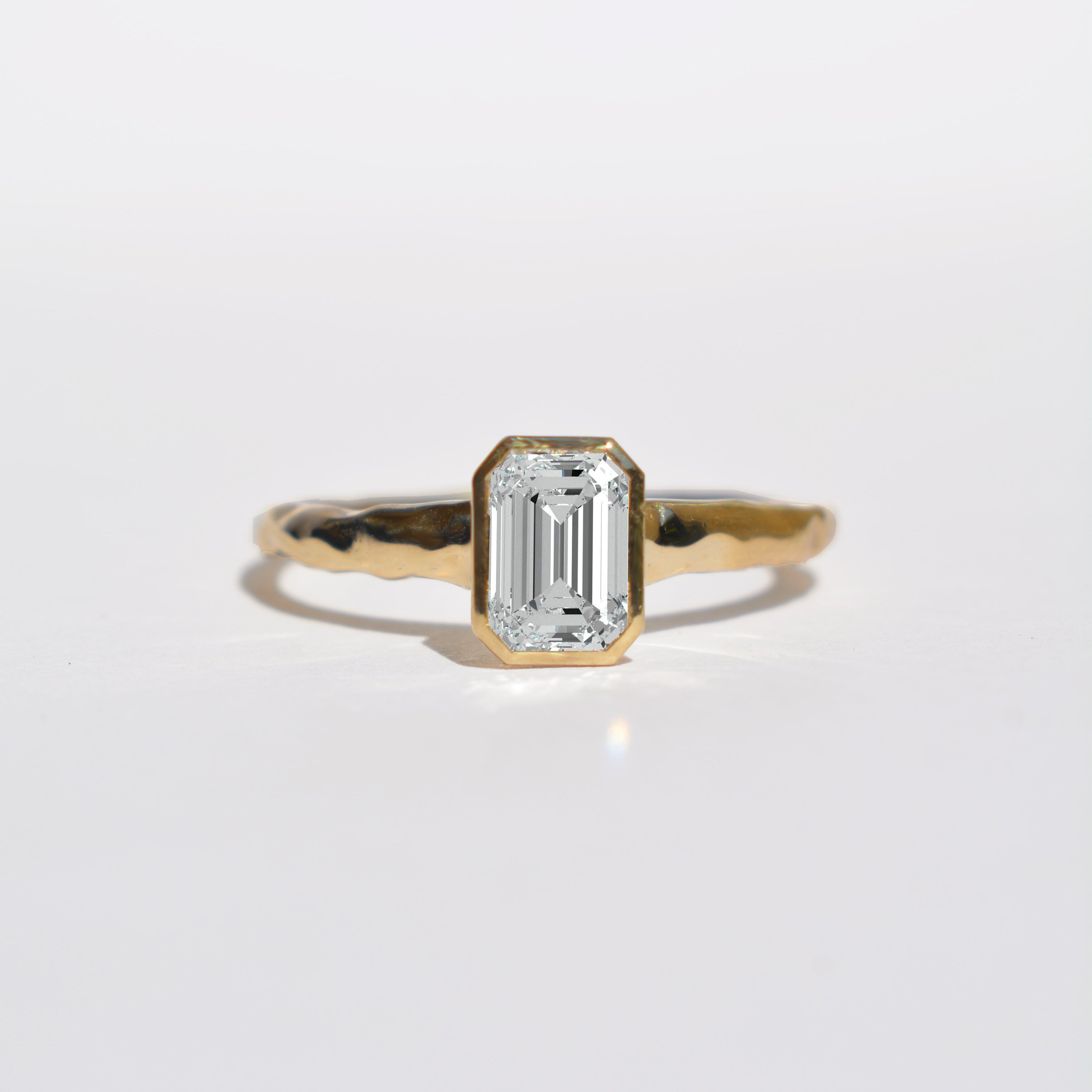 VIOLA RING