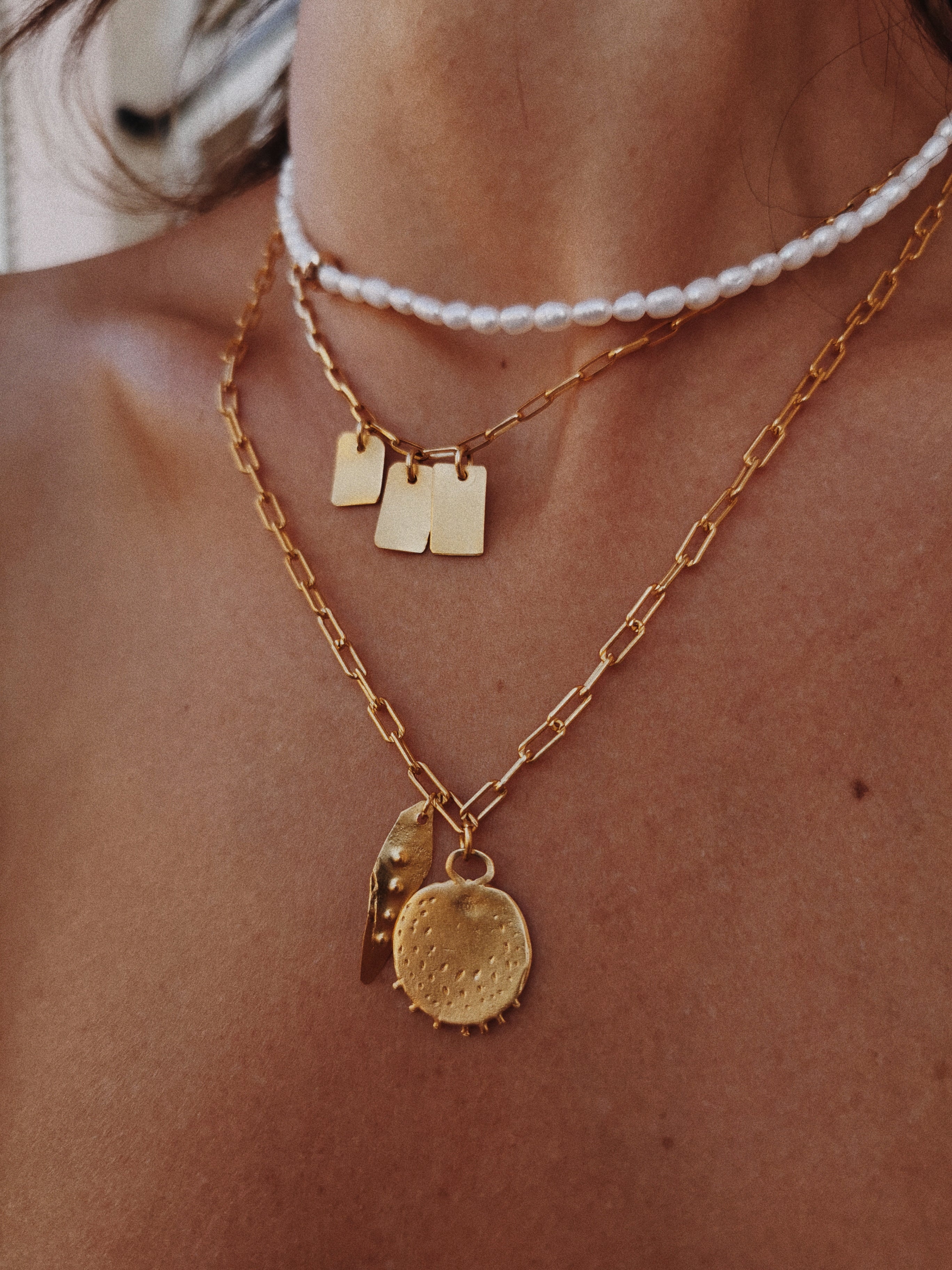 SUN+ NECKLACE