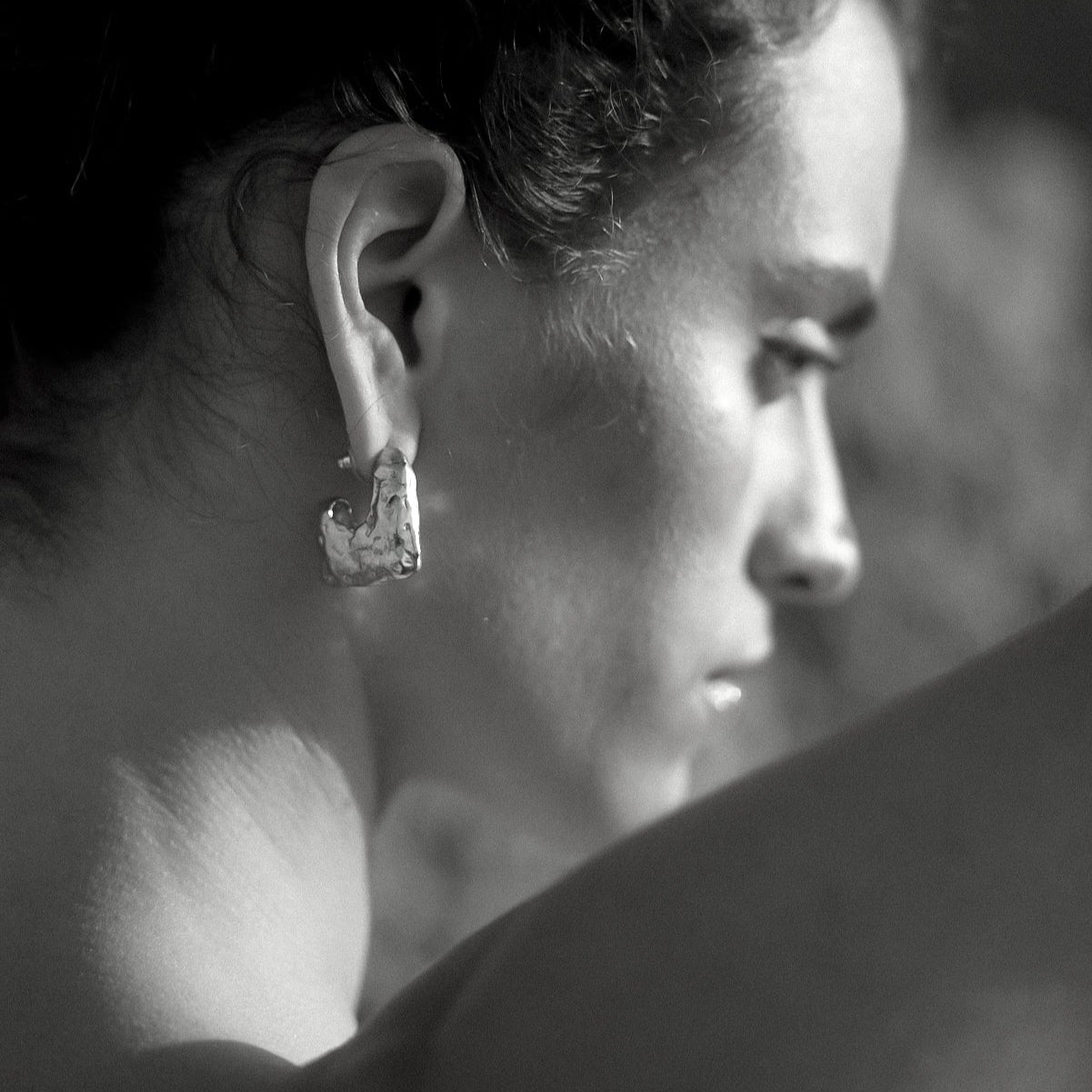 NUR LARGE EARRINGS