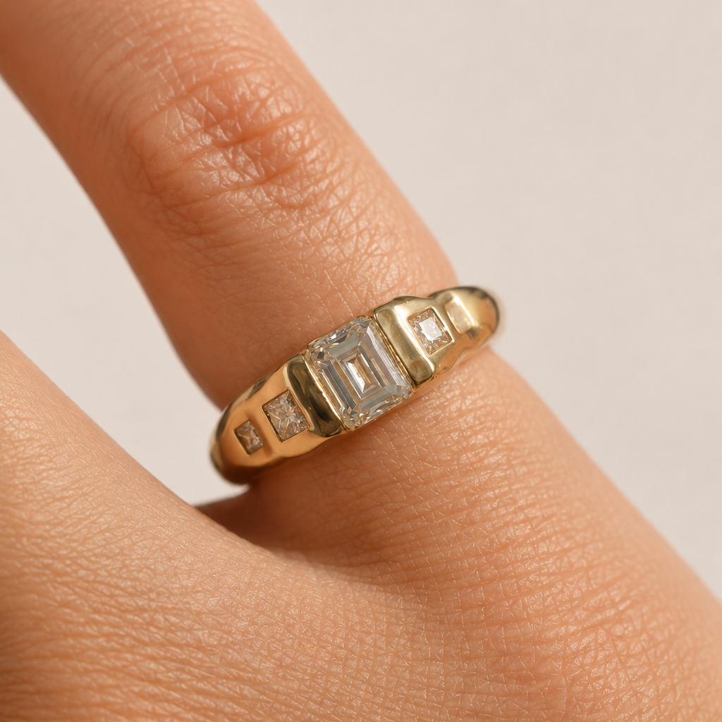 LILY RING N.104