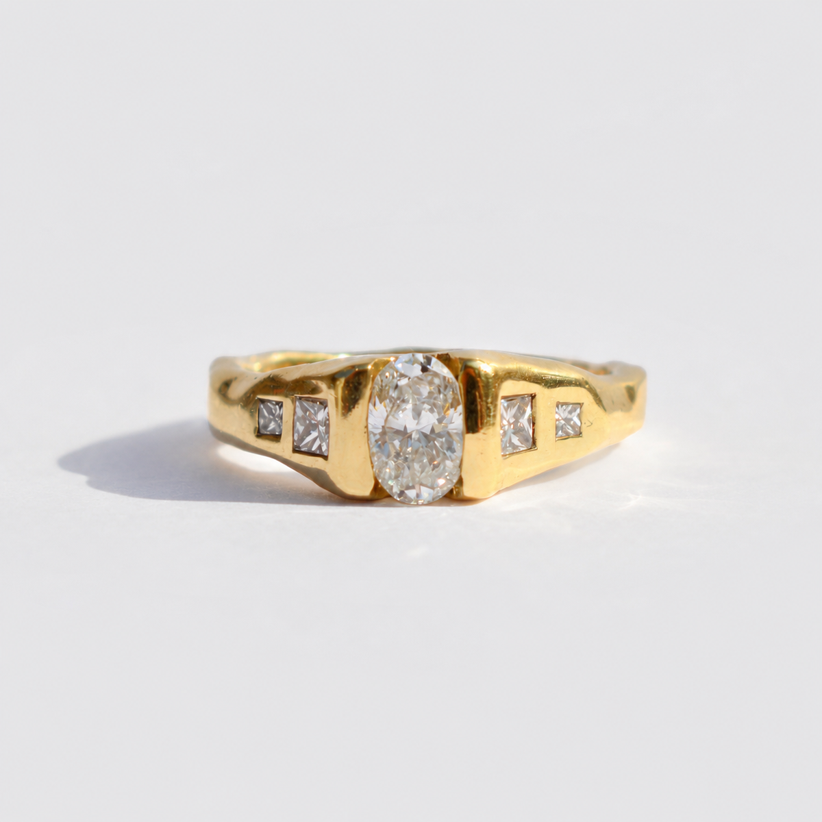 LILY OVAL RING N.18