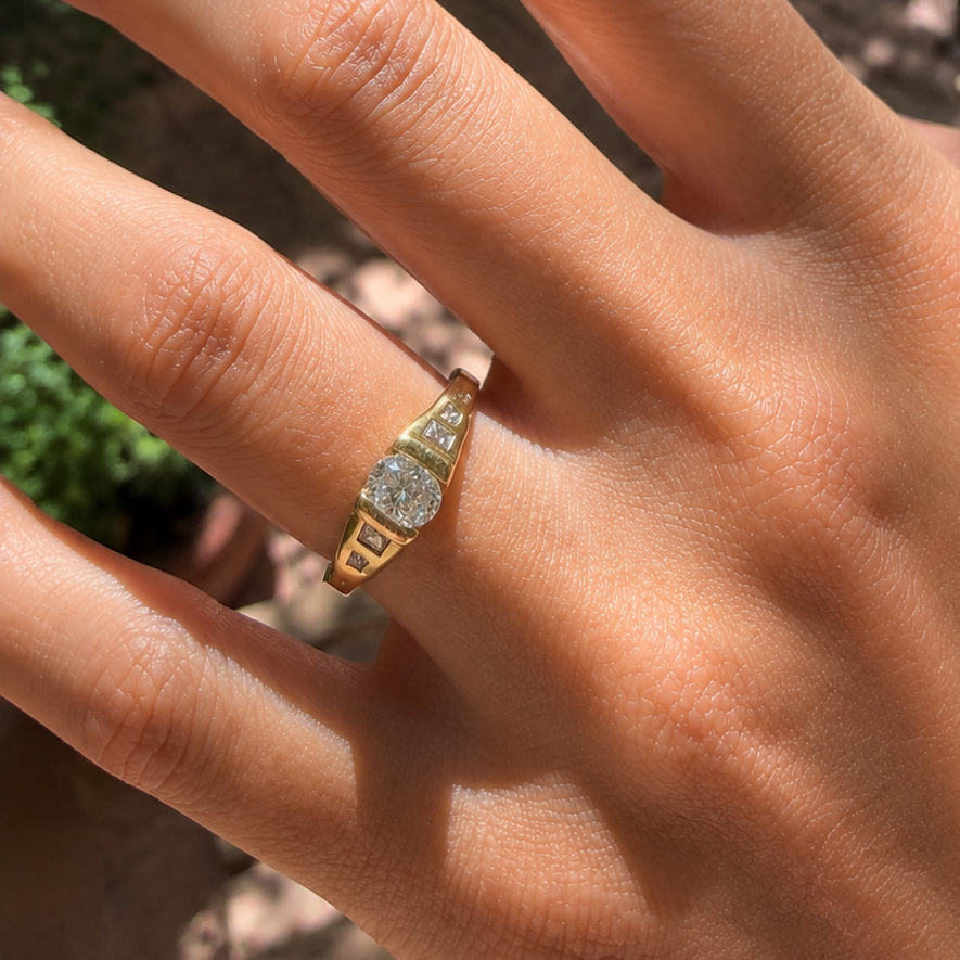 LILY OVAL RING N.18