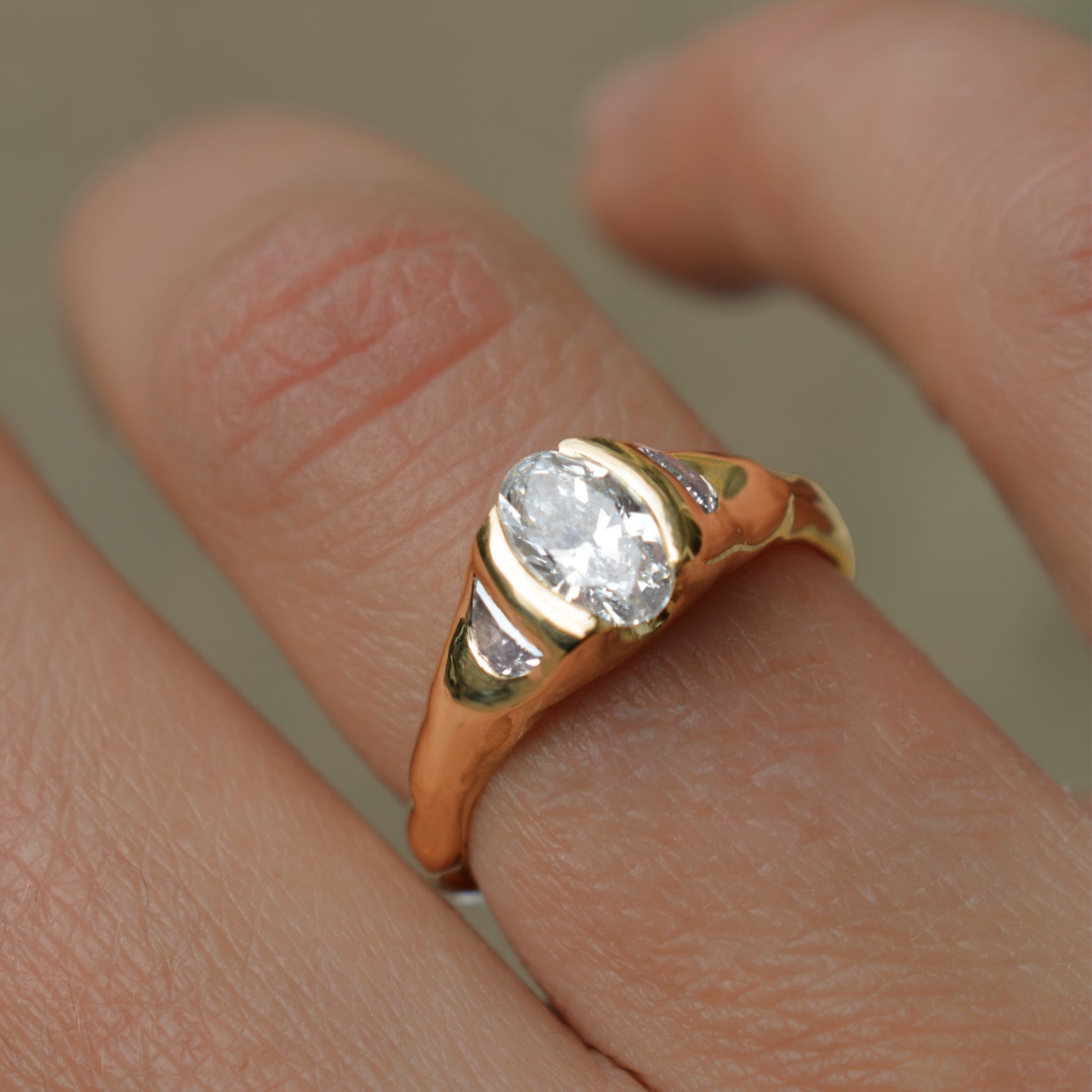 LUNAI RING
