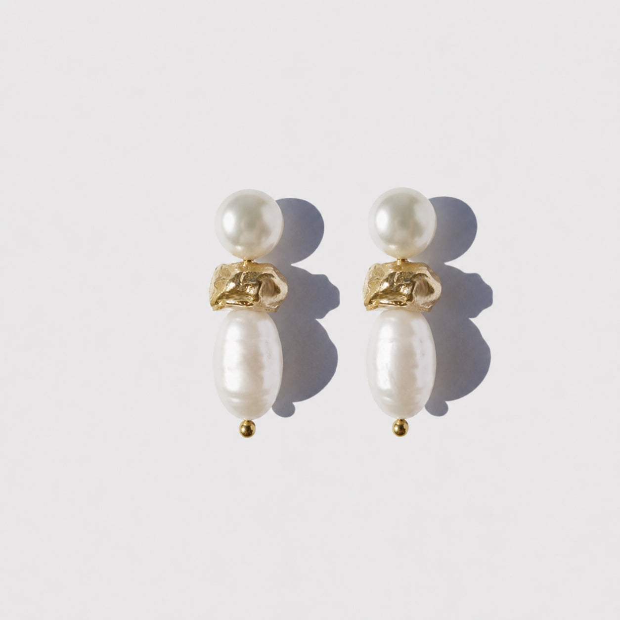 VERA GOLD EARRINGS