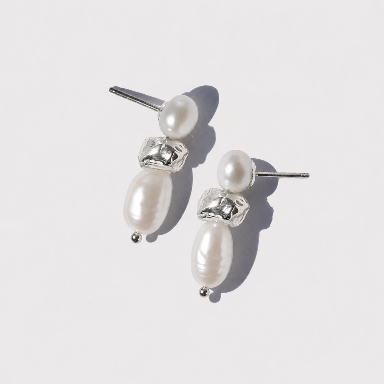 VERA SILVER EARRINGS