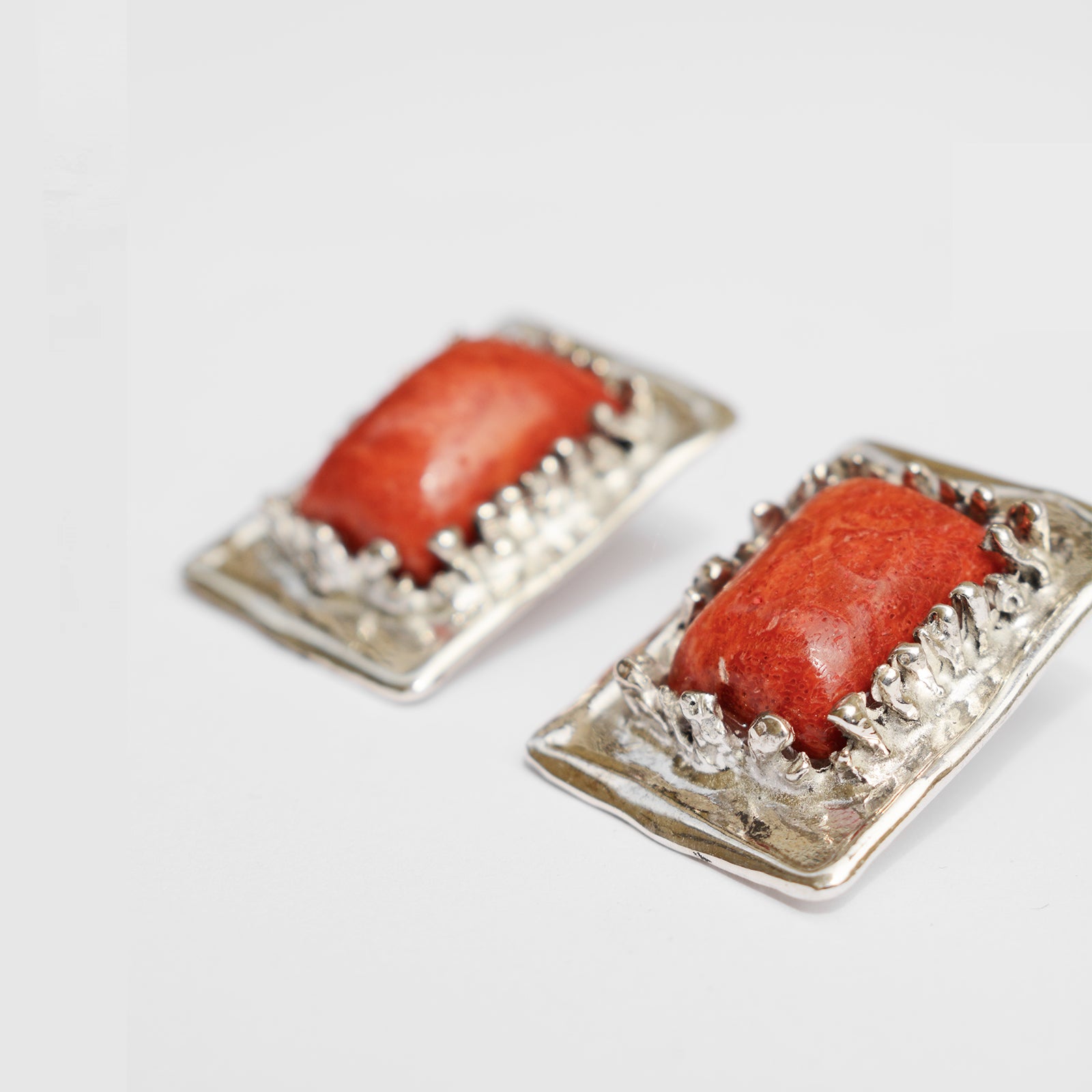 ALBA SILVER&RED EARRINGS