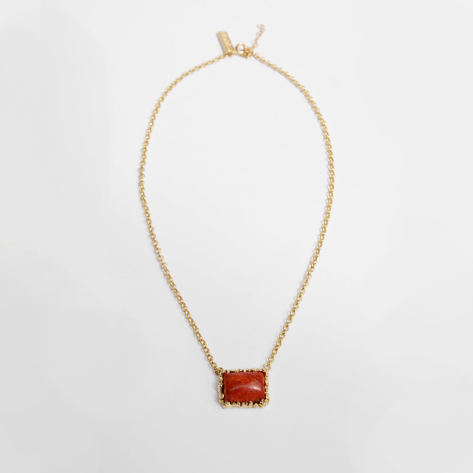 BRIELLE GOLD&RED NECKLACE