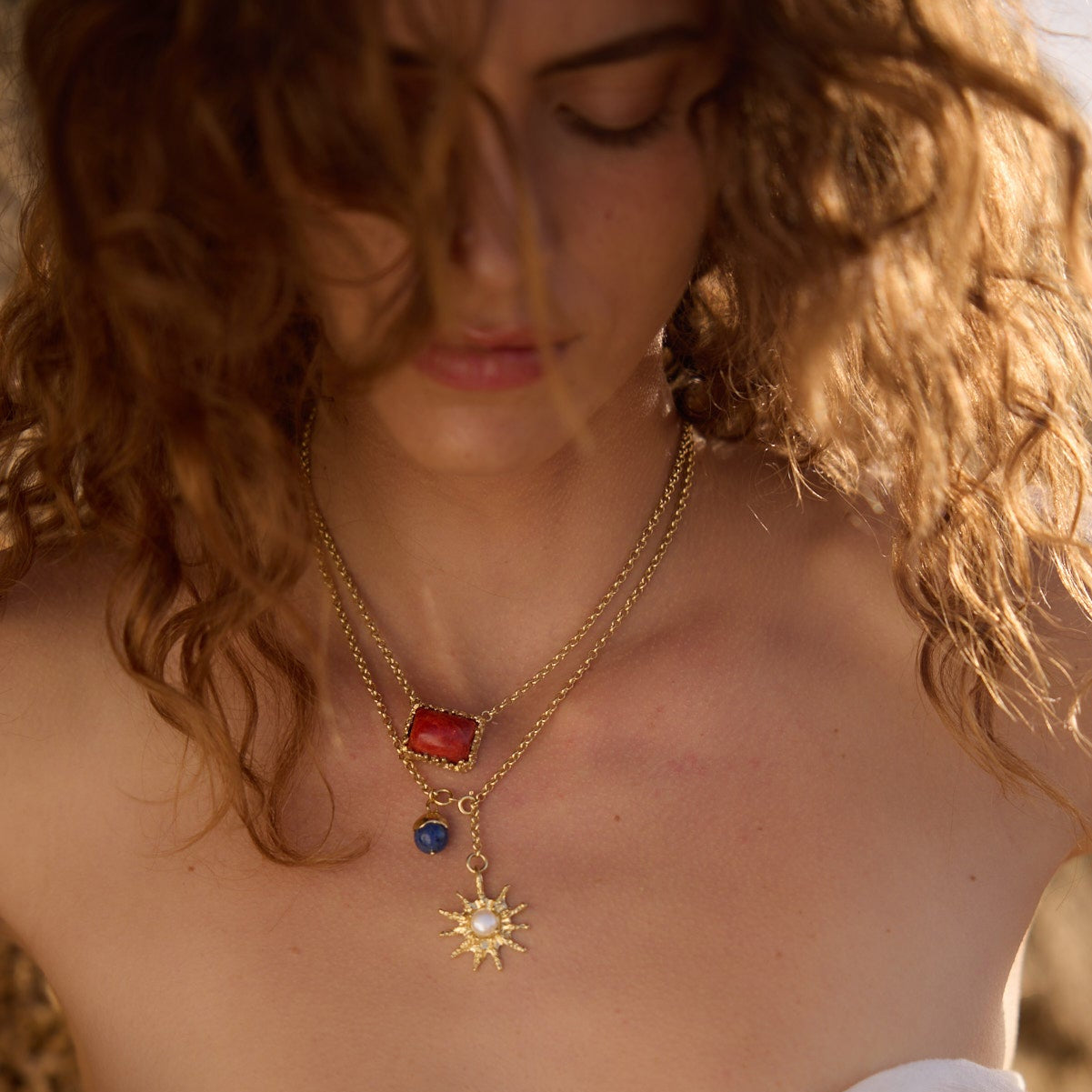 BRIELLE GOLD&RED NECKLACE