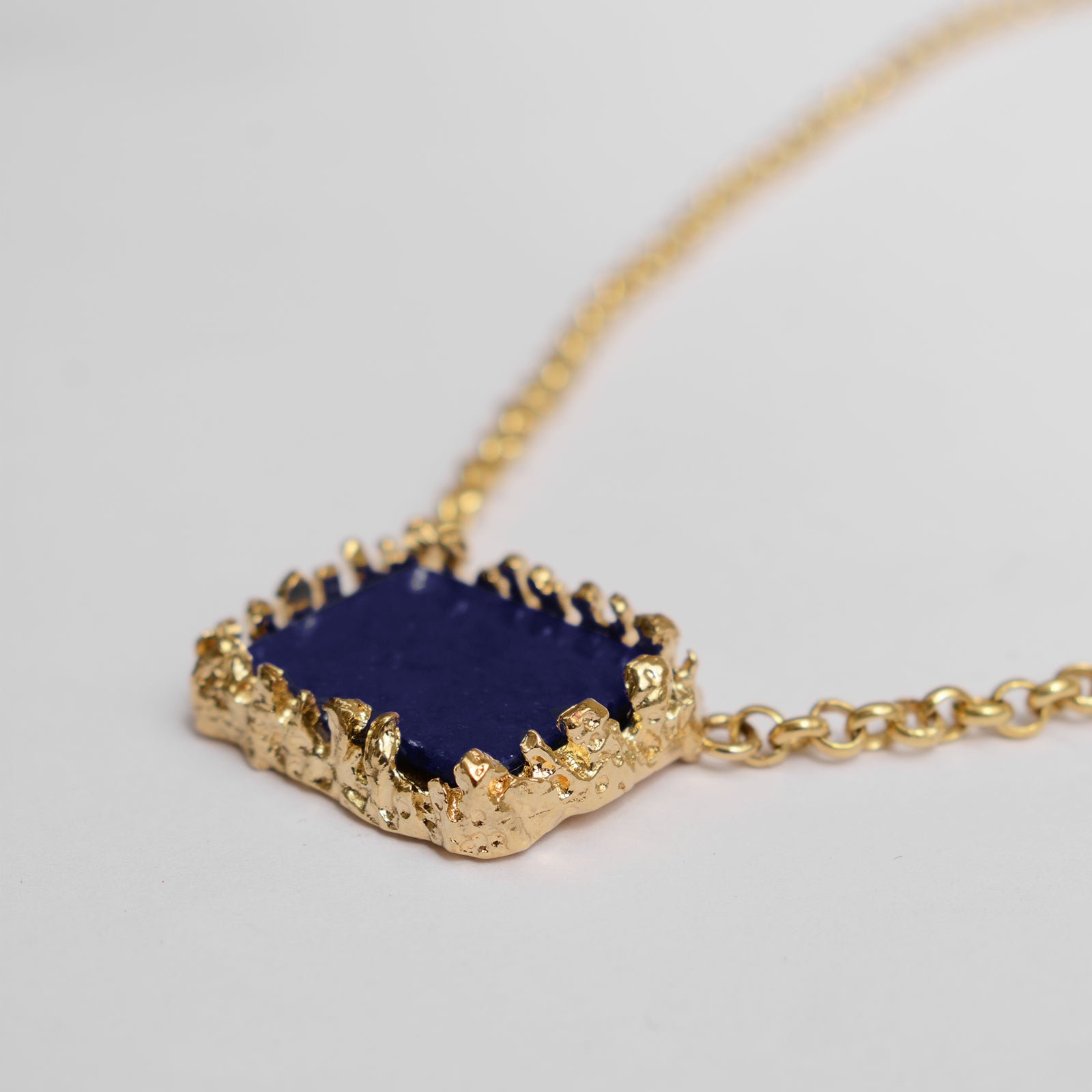 BRIELLE GOLD&BLUE NECKLACE