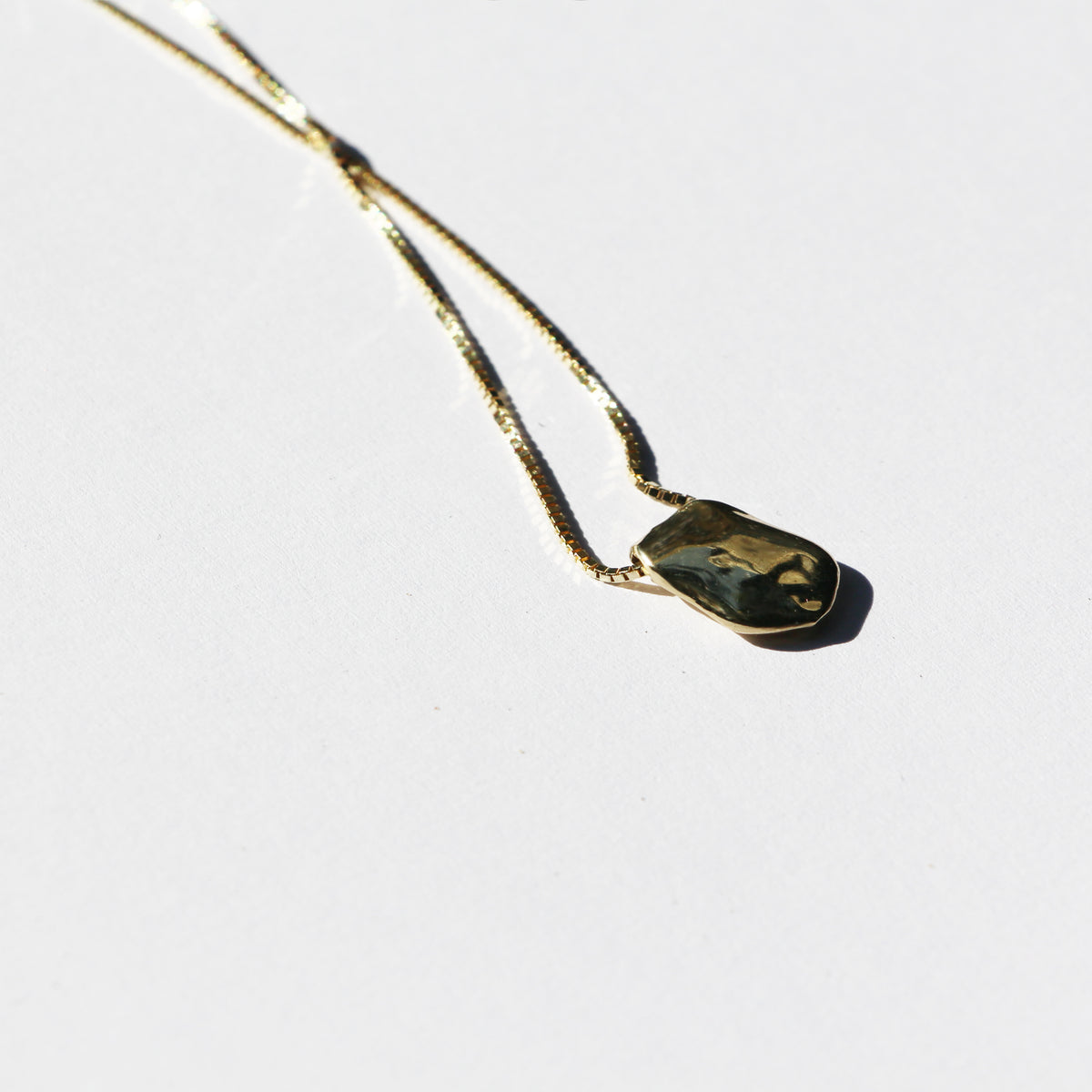 INITIAL NECKLACE