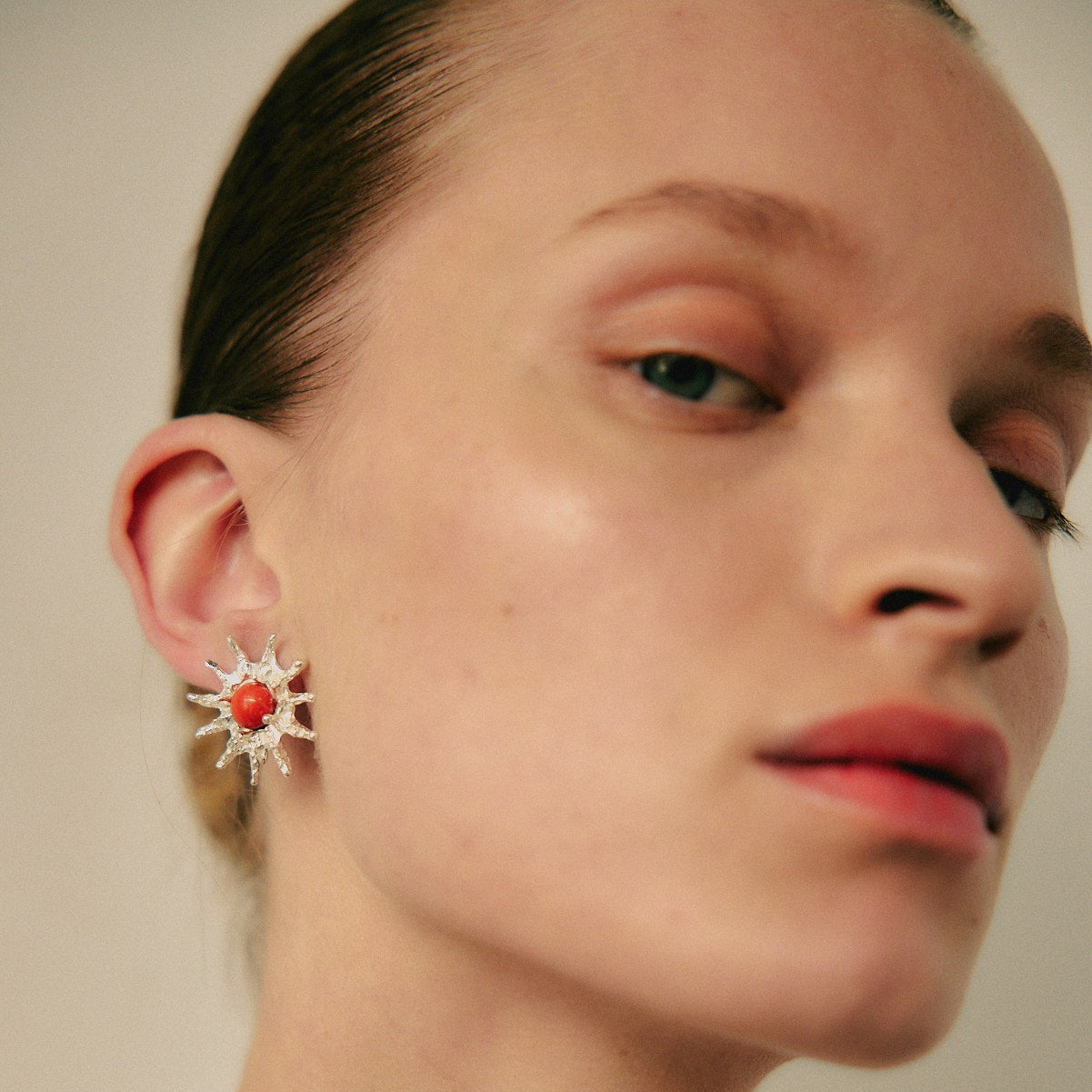 SOLARA SILVER&RED EARRINGS