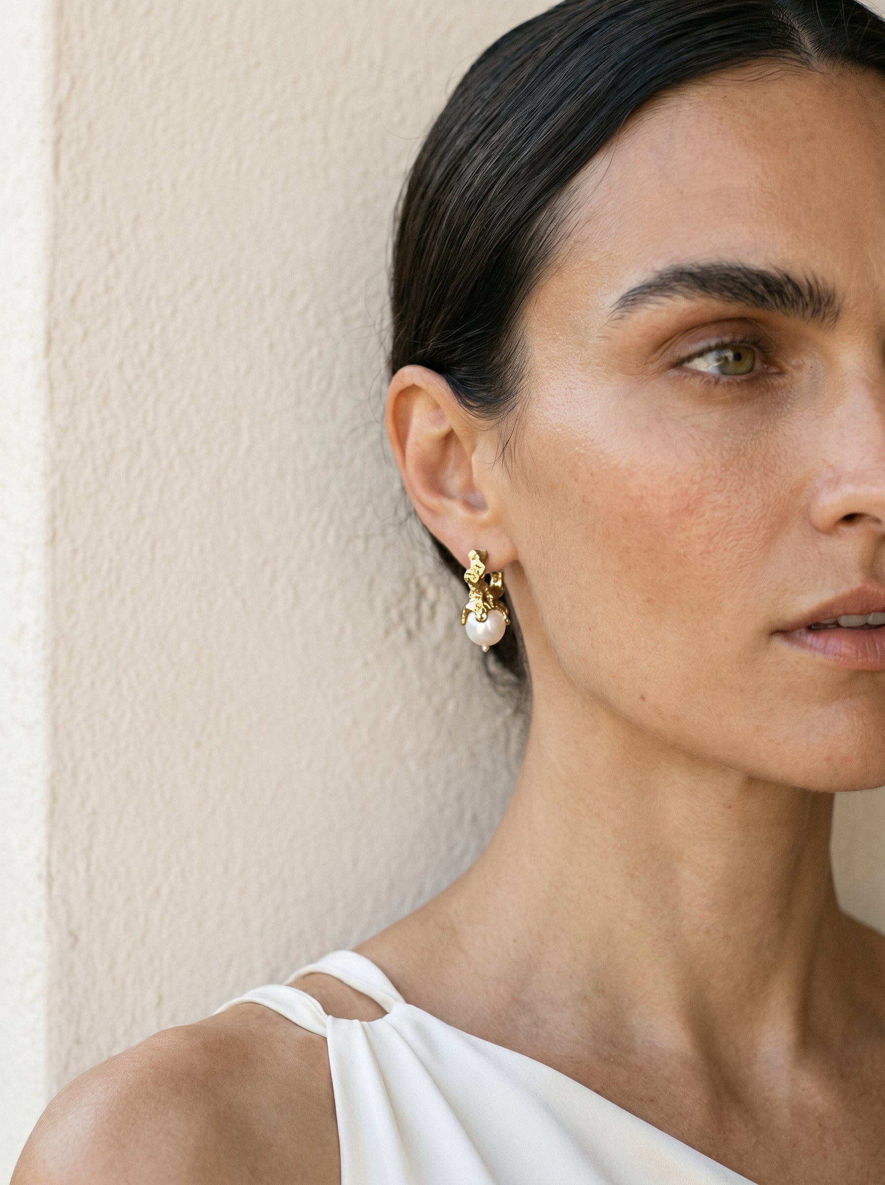 SOFIA GOLD EARRINGS