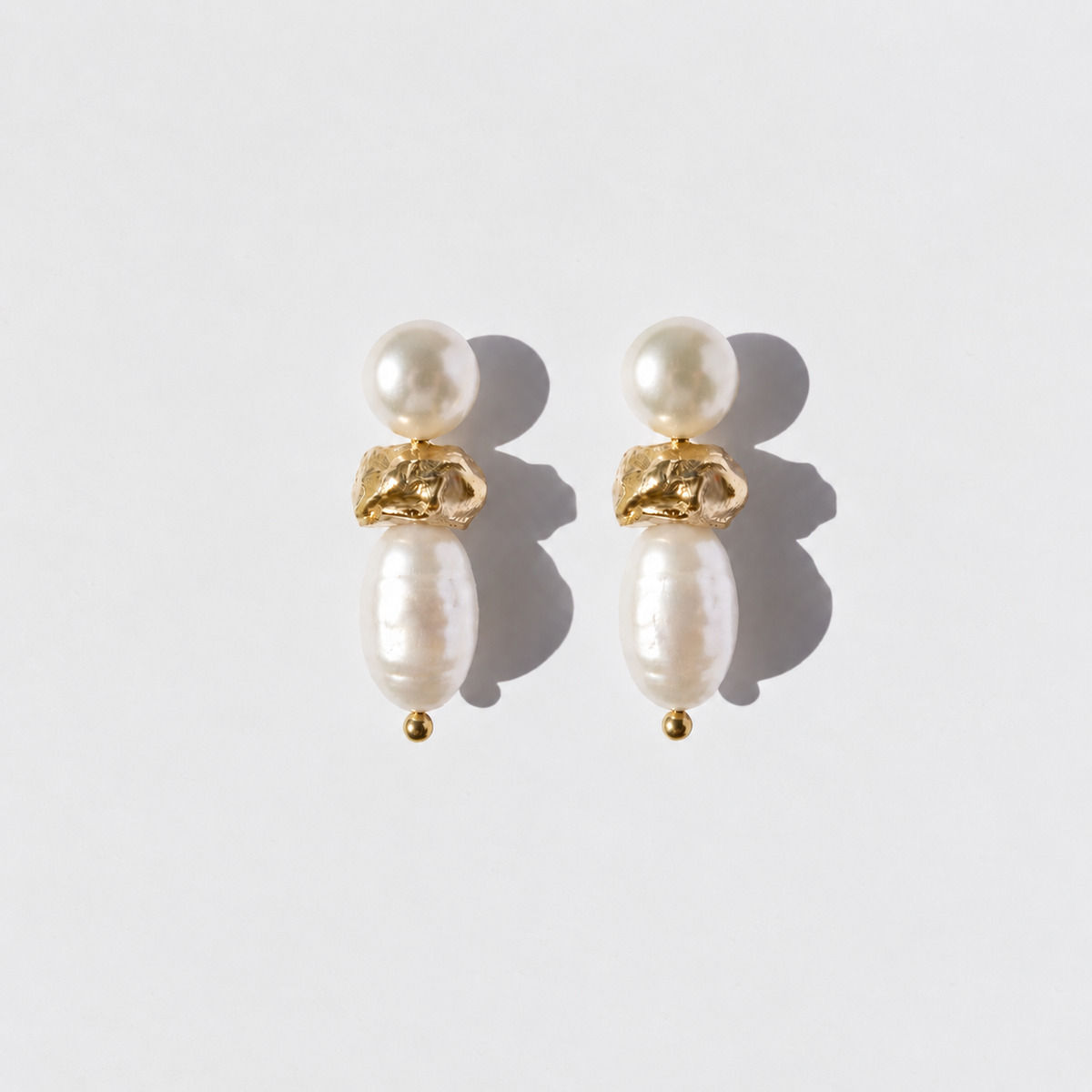 VERA GOLD EARRINGS