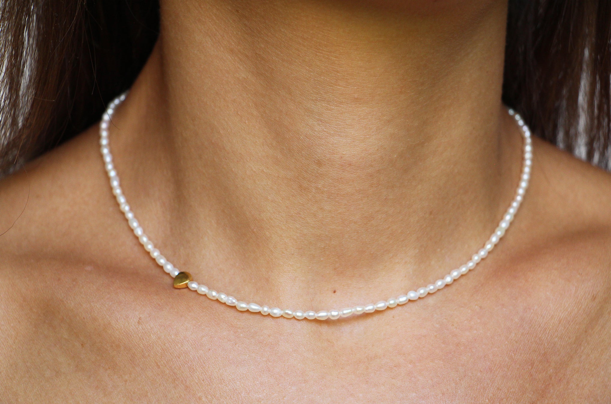 Pearls choker